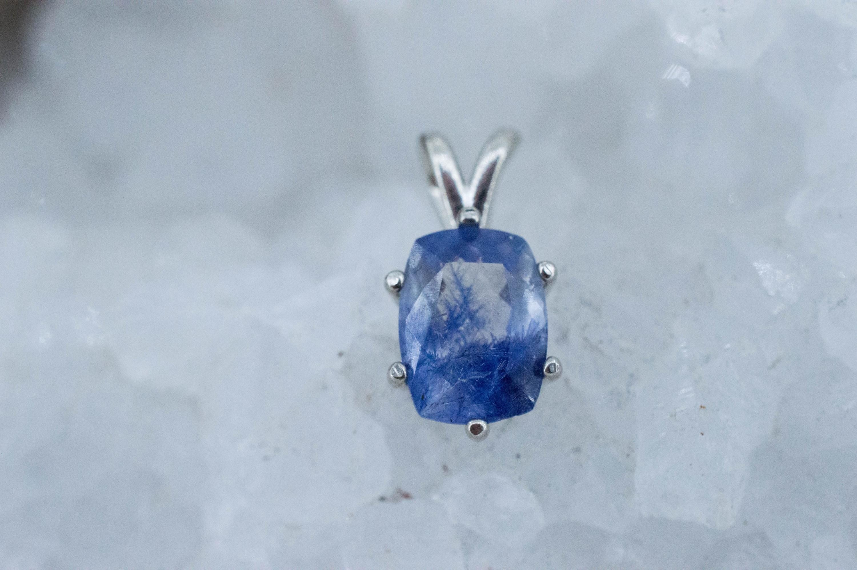 Dumortierite Quartz Pendant; Natural Untreated Brazil Dumortierite; 2.005cts