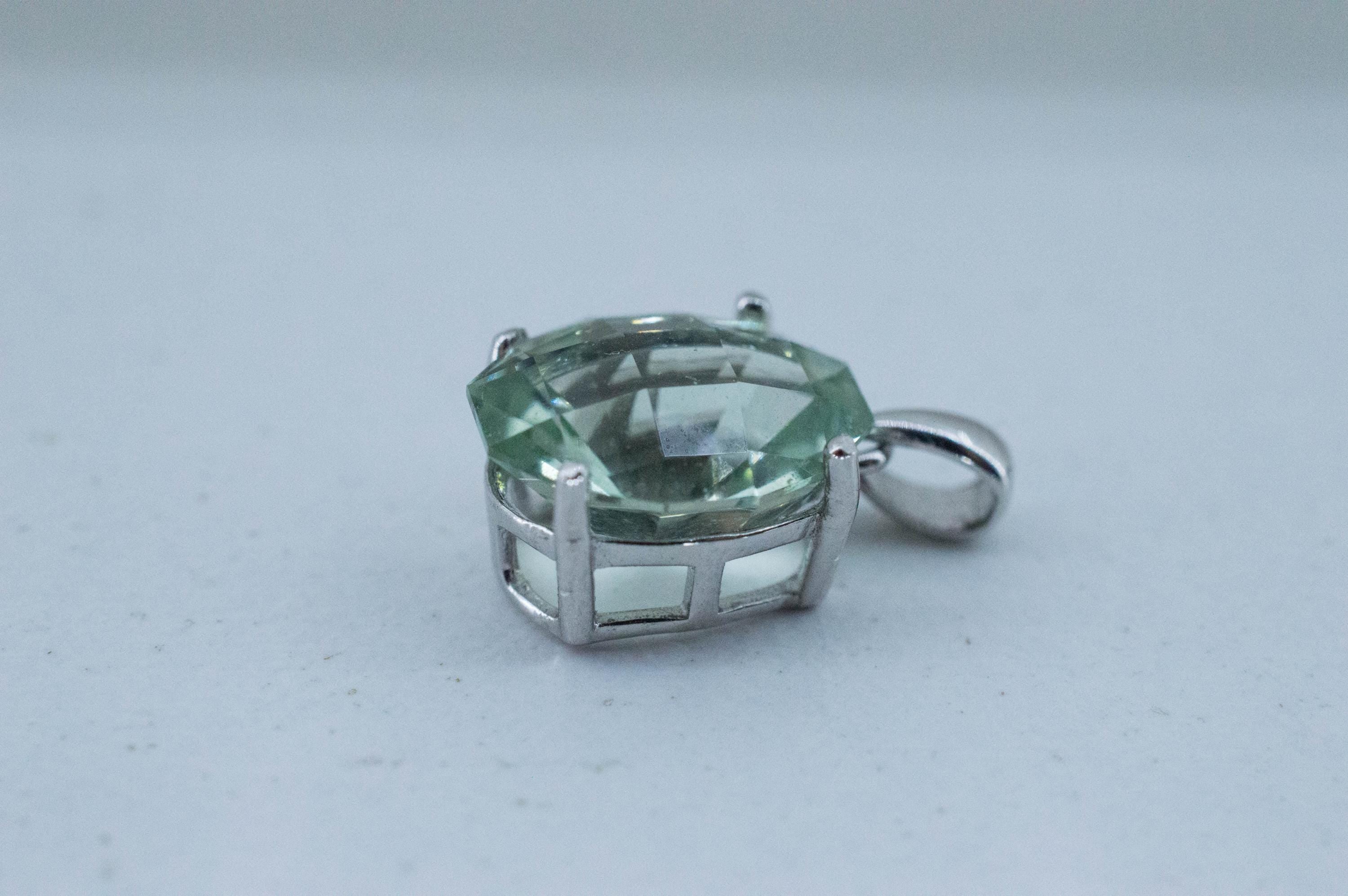 Prasiolite Pendant; Natural Brazil Green Amethyst; 2.685cts