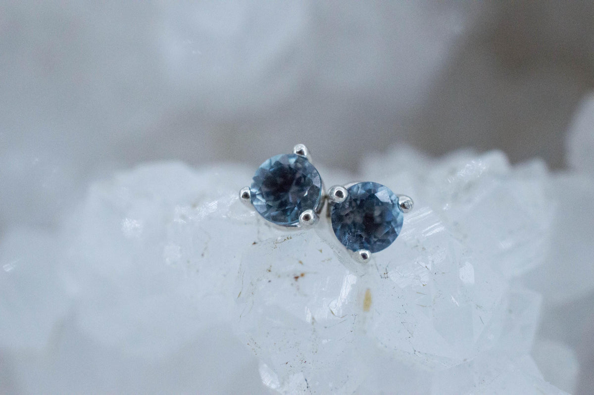 Aquamarine Earrings; Natural Untreated Nigeria Aquamarine; 0.560cts