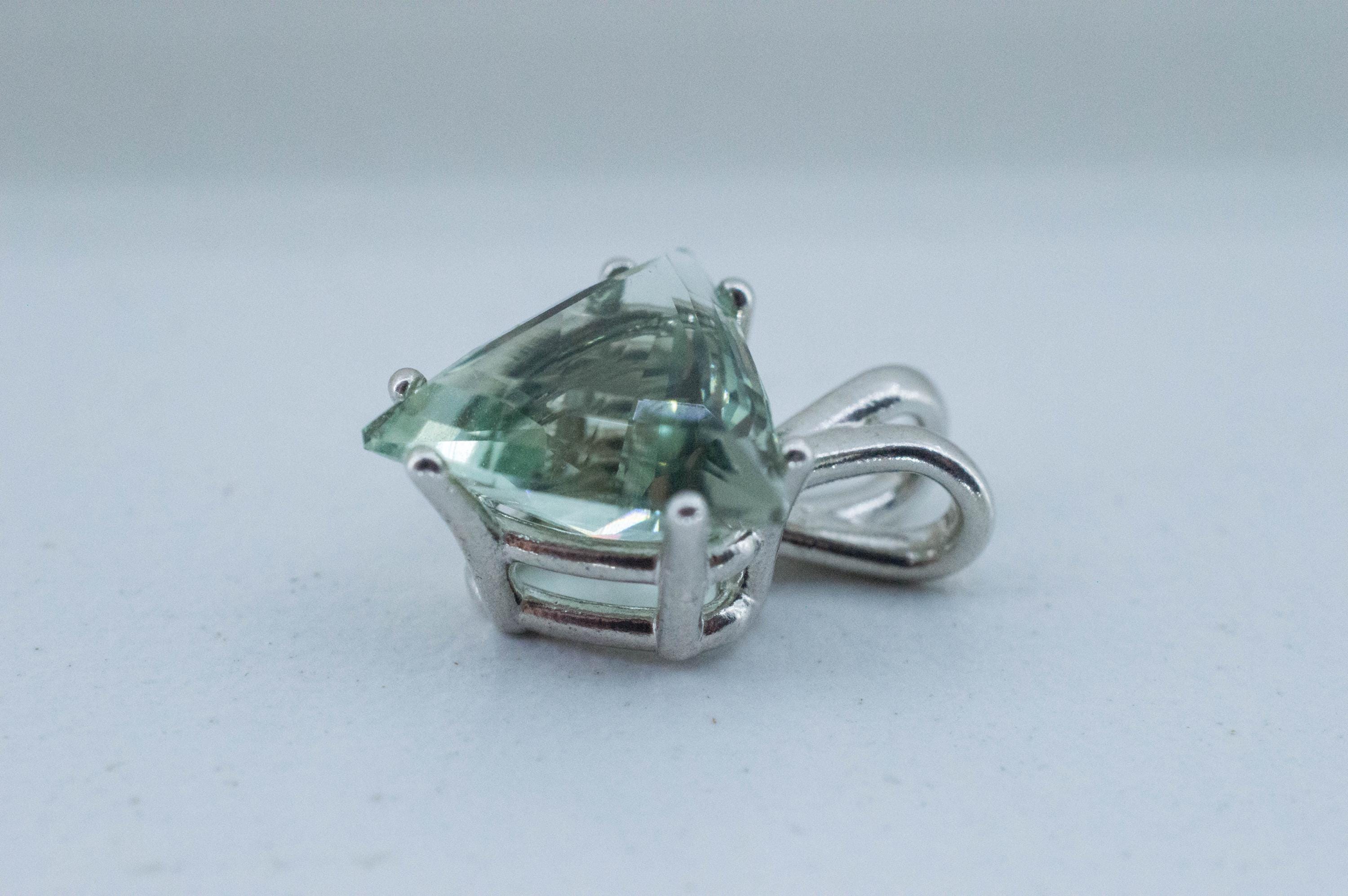 Prasiolite Pendant; Natural Brazil Green Amethyst; 4.155cts