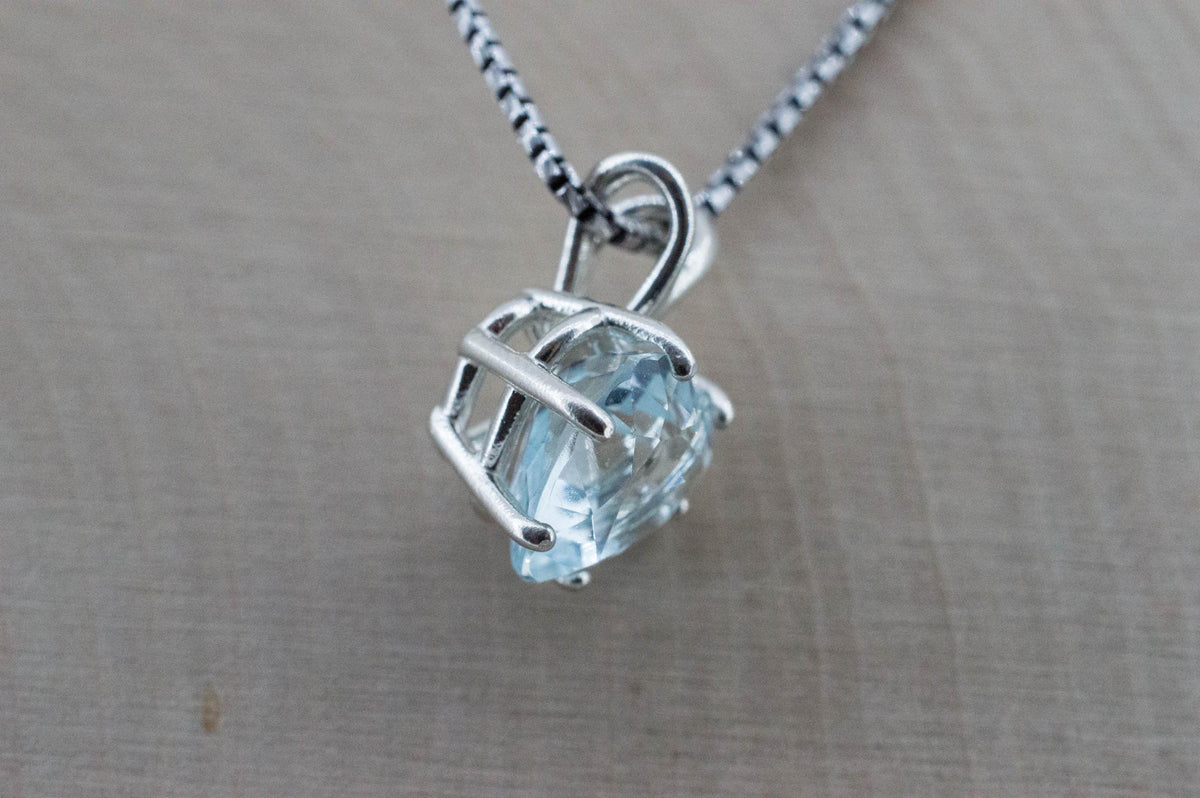 Aquamarine Pendant; Natural Untreated Brazil Aquamarine; 3.725cts