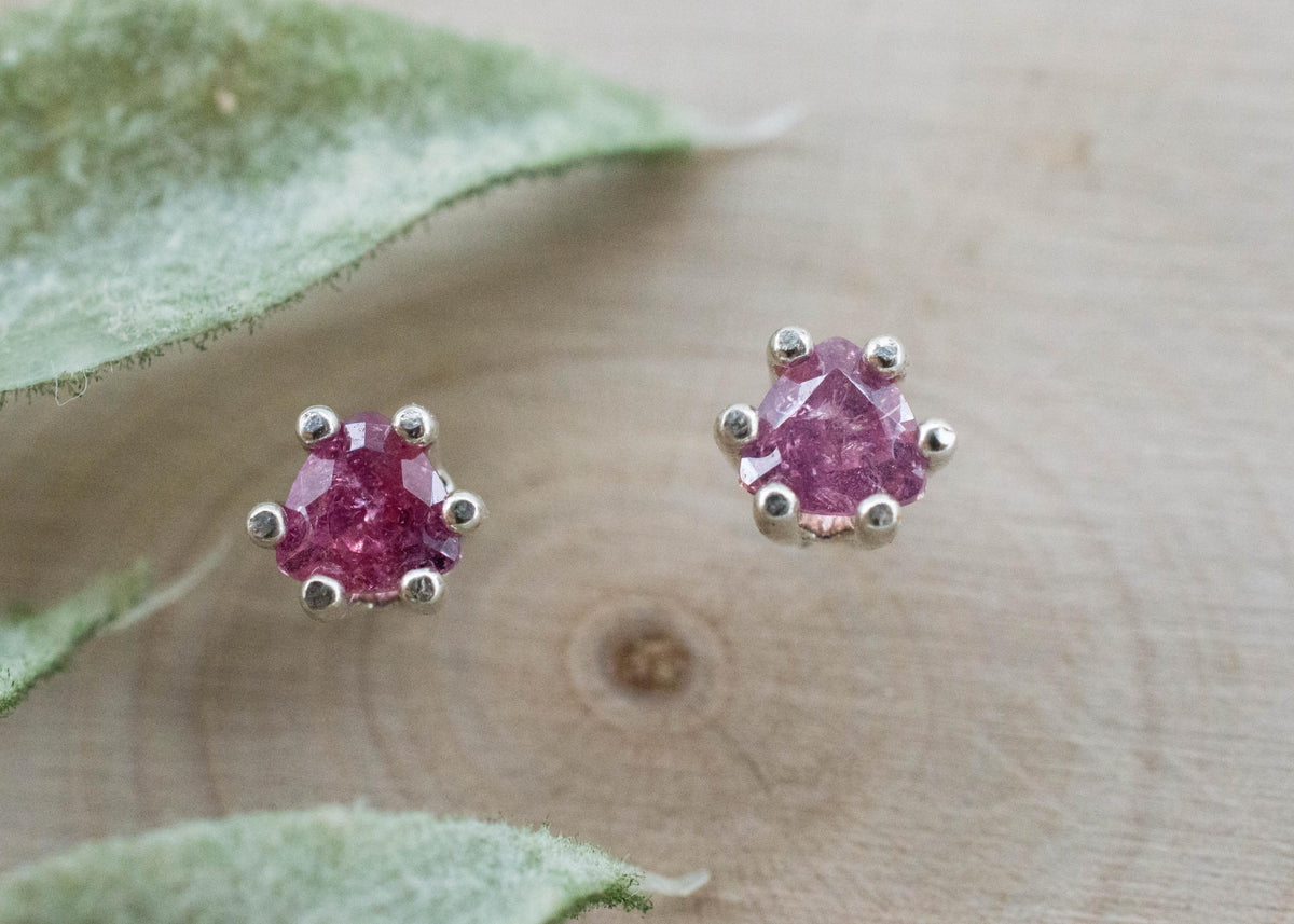 Winza Ruby Sapphire Earrings; Natural Untreated Tanzania Ruby; 0.580cts