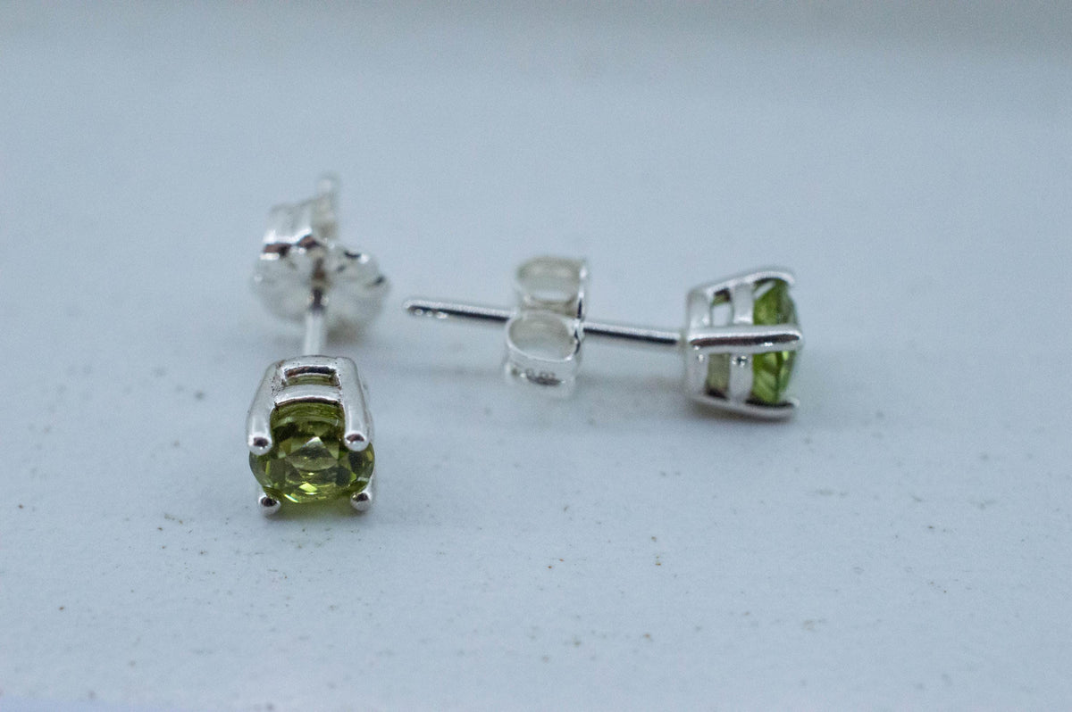 Peridot Earrings; Natural Untreated Pakistan Peridot; 0.835cts