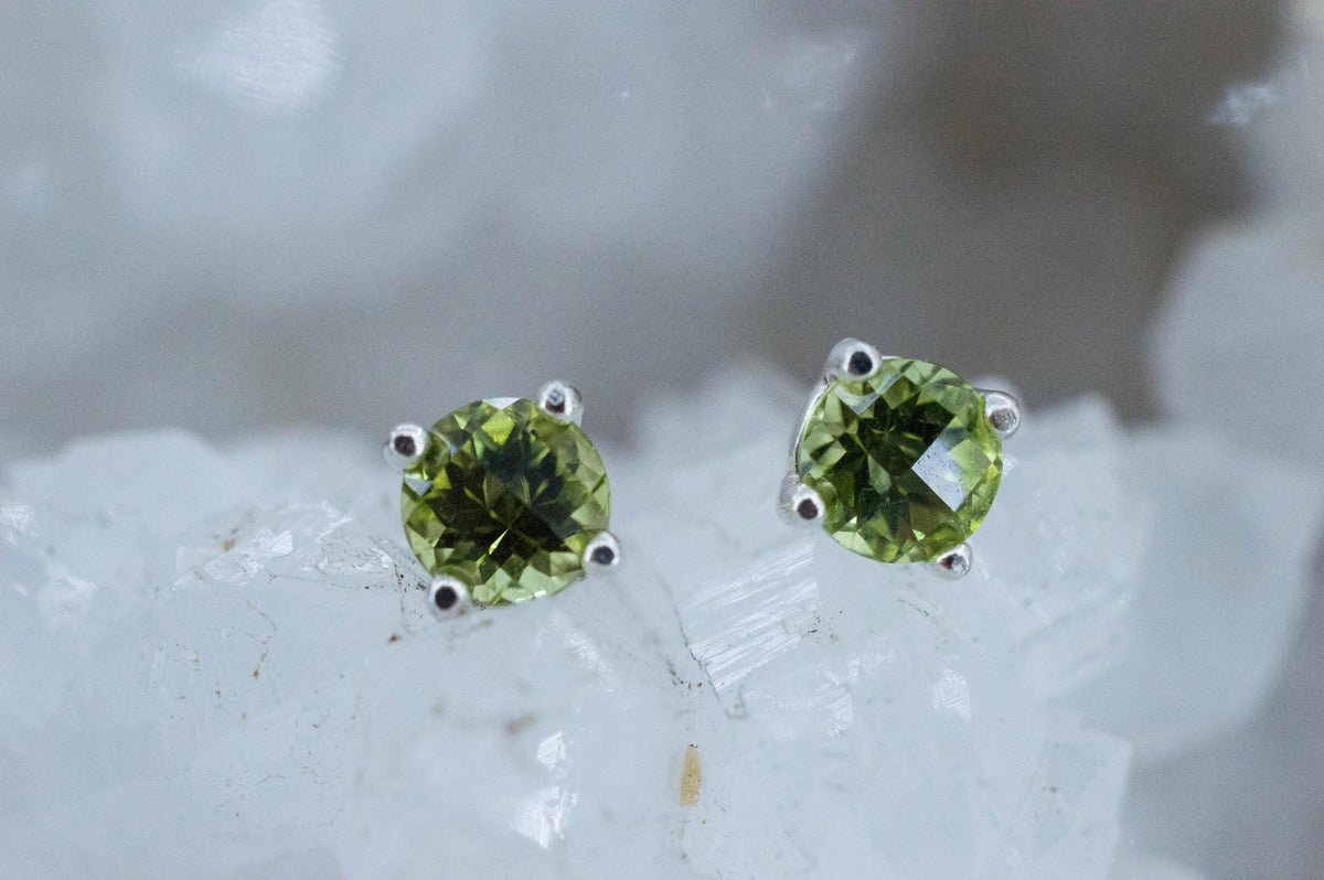 Peridot Earrings; Natural Untreated Pakistan Peridot; 0.835cts