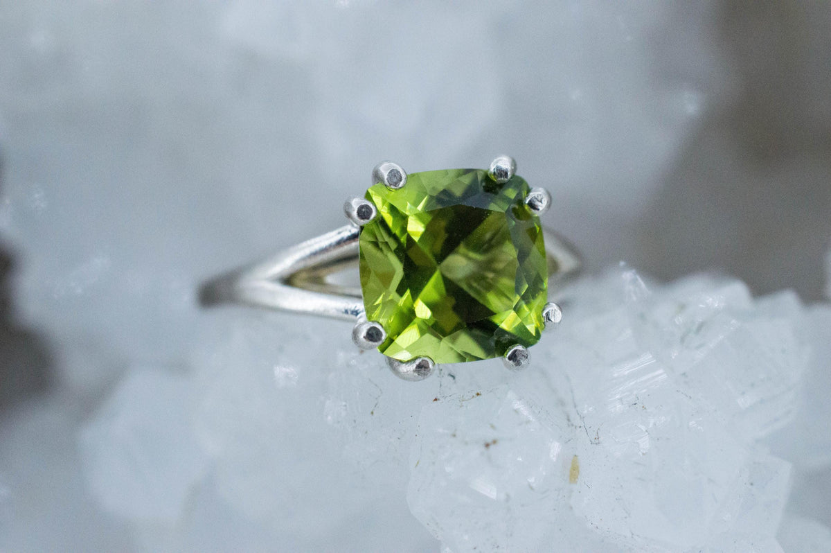 Peridot Ring, Natural Untreated Pakistan Peridot; 3.240cts