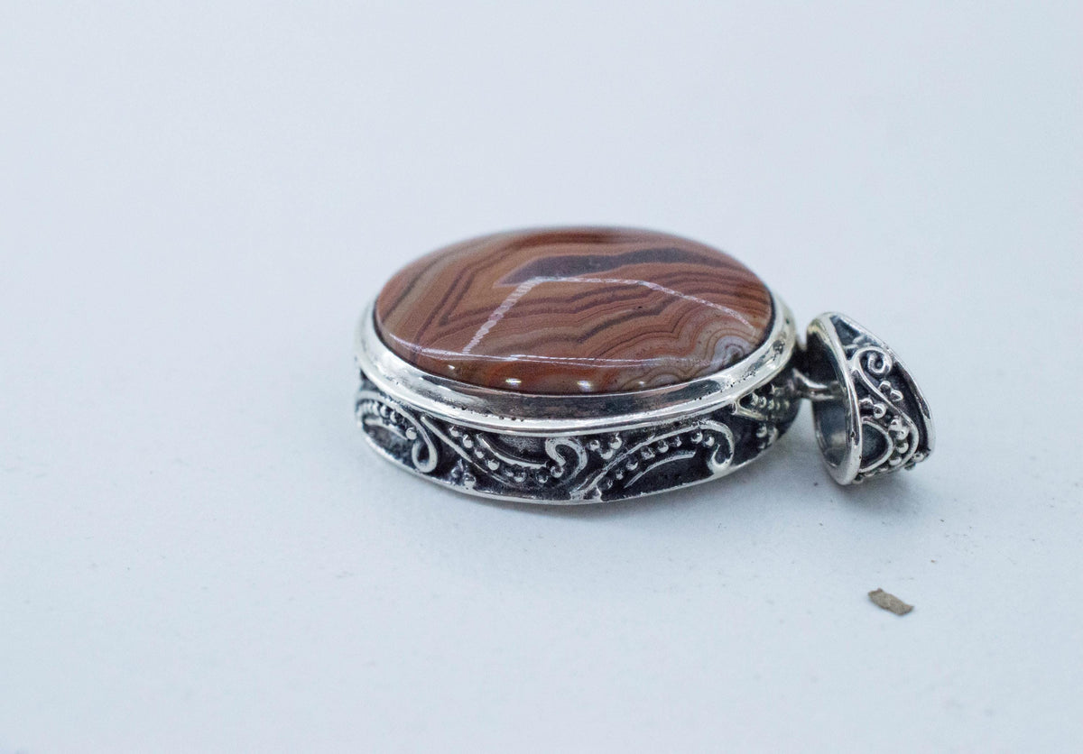 Dryhead Agate Pendant, Natural Untreated Montana Agate; 20x15mm - Mark Oliver Gems