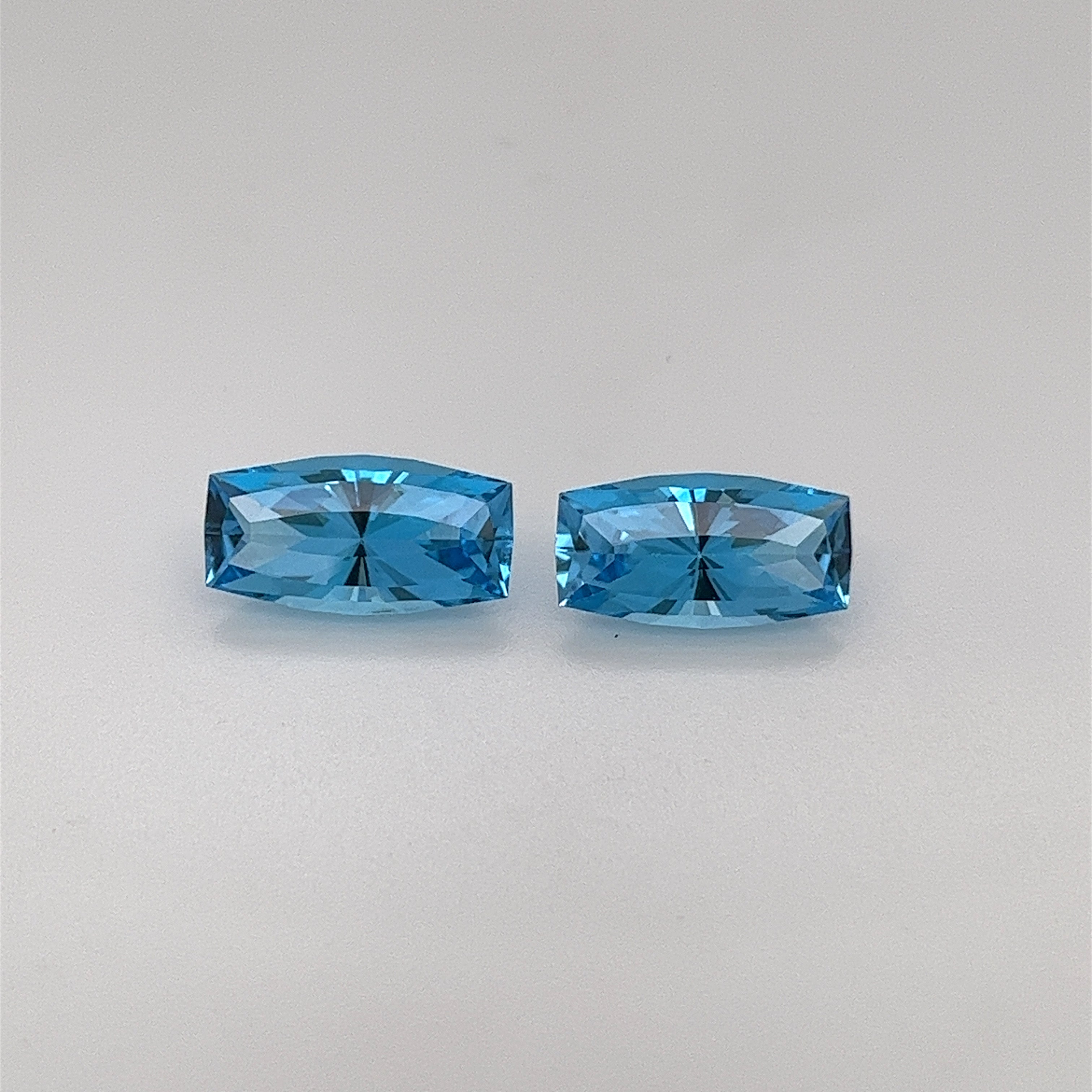 Blue Topaz Gemstones; Natural Brazil Topaz, 10.480cts - Mark Oliver Gems