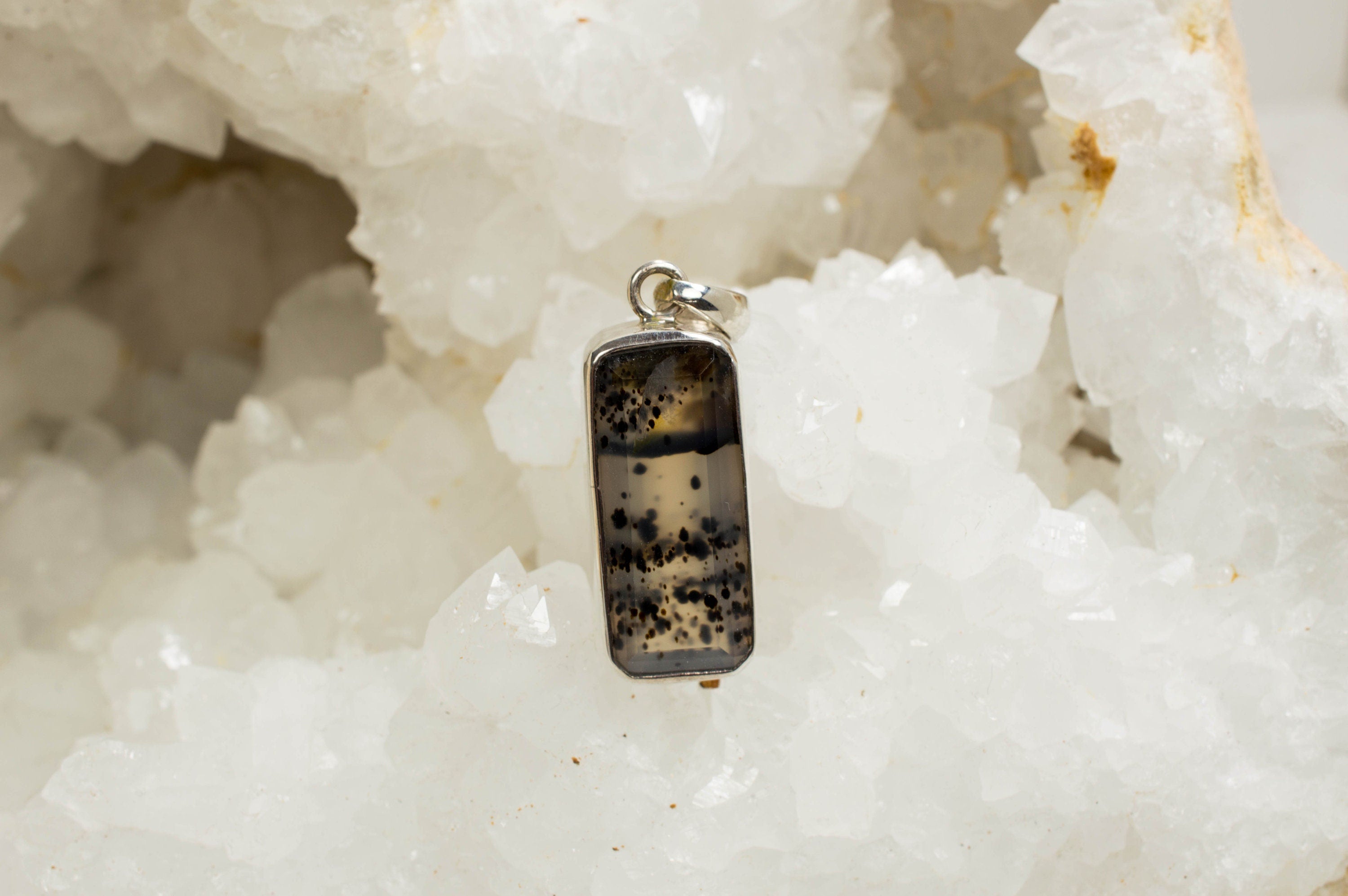 Montana Moss Agate Sterling Silver Pendant, Genuine Untreated Agate; Agate Pendant - Mark Oliver Gems