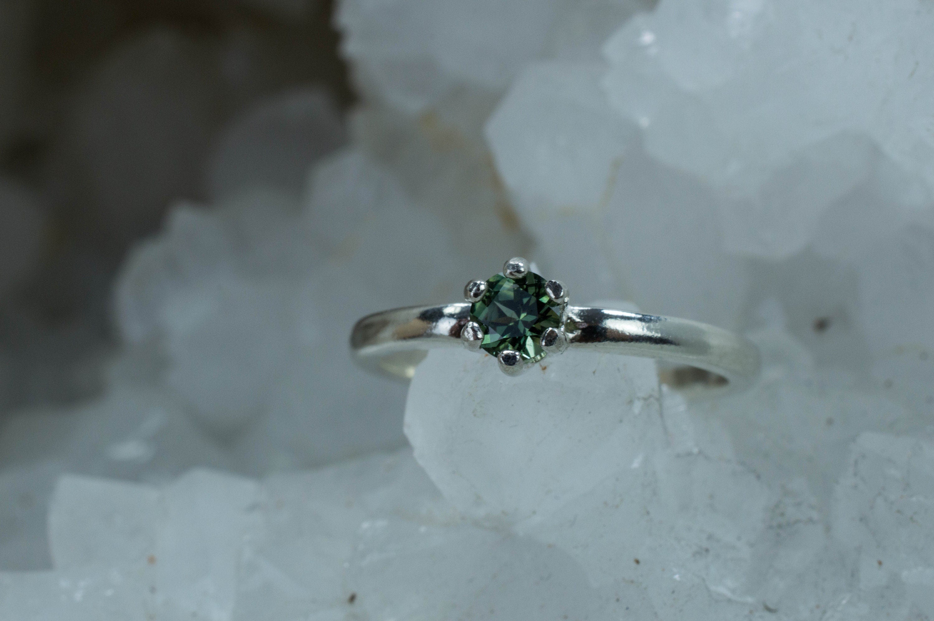 Green Sapphire Ring, Genuine Thailand Sapphire - Mark Oliver Gems