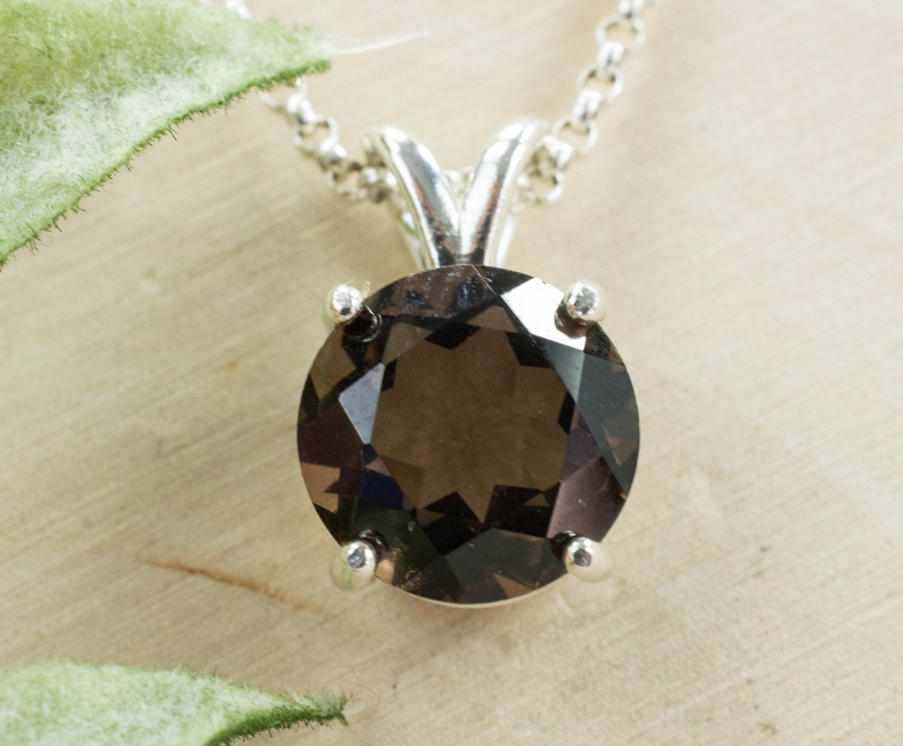 Pendentif en Quartz fumé naturel d'Australie Pendentif en Quartz fumé naturel d'Australie