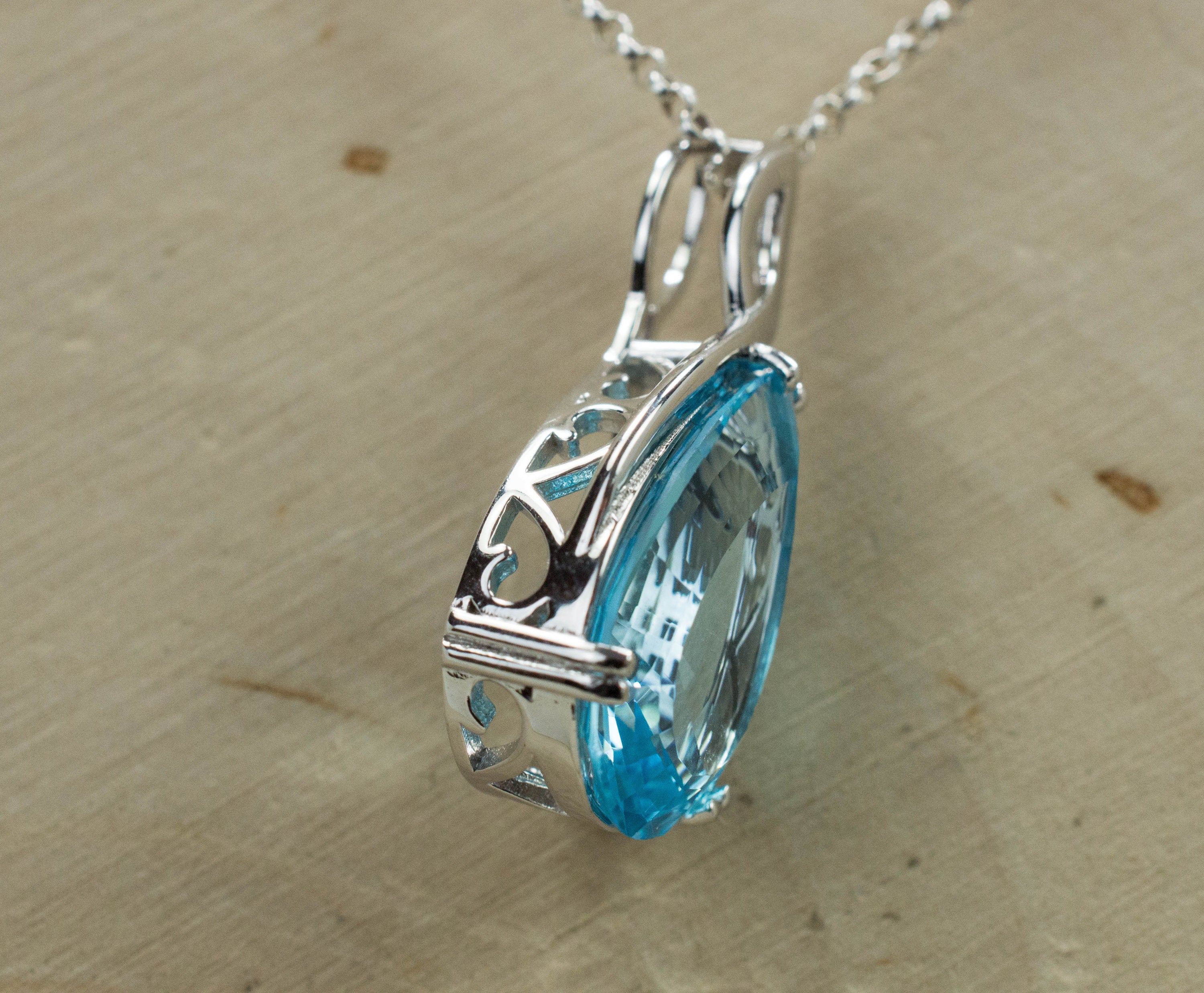 Blue Topaz Pendant; Genuine Brazilian Topaz; 12.470cts - Mark Oliver Gems