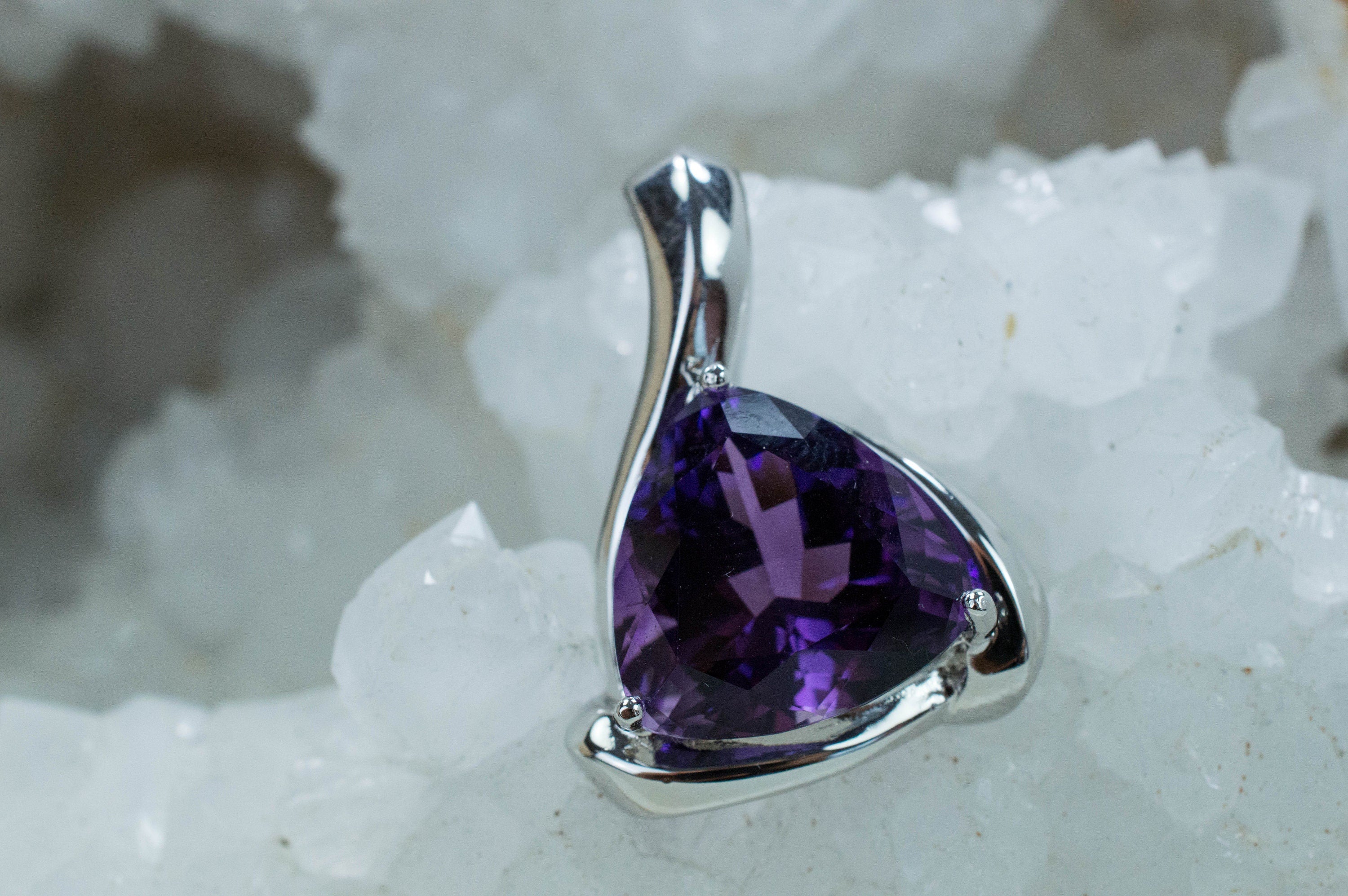 Amethyst Pendant, Untreated Genuine Brazilian Amethyst; 14.350cts - Mark Oliver Gems