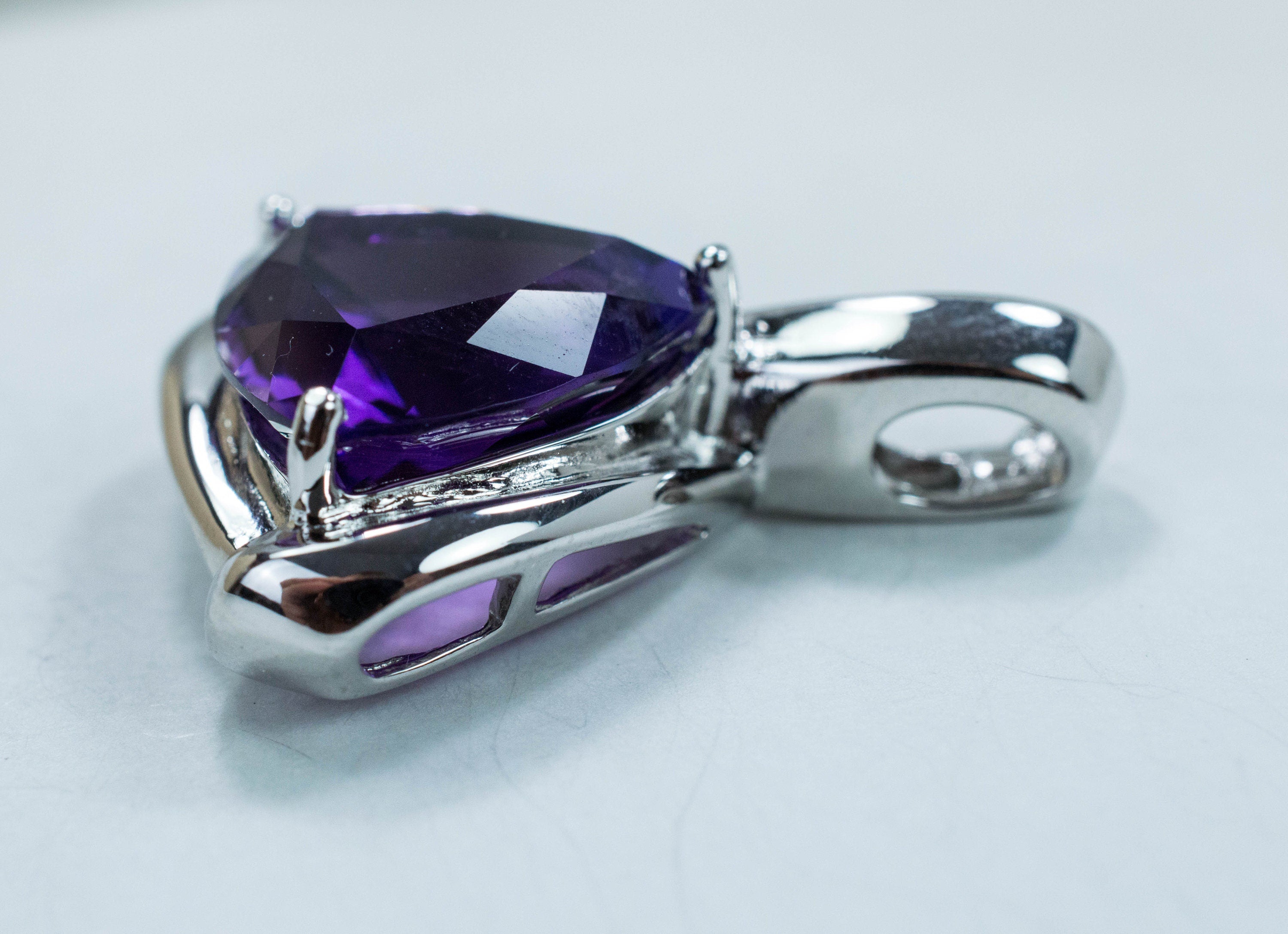 Amethyst Pendant, Untreated Genuine Brazilian Amethyst; 14.350cts - Mark Oliver Gems
