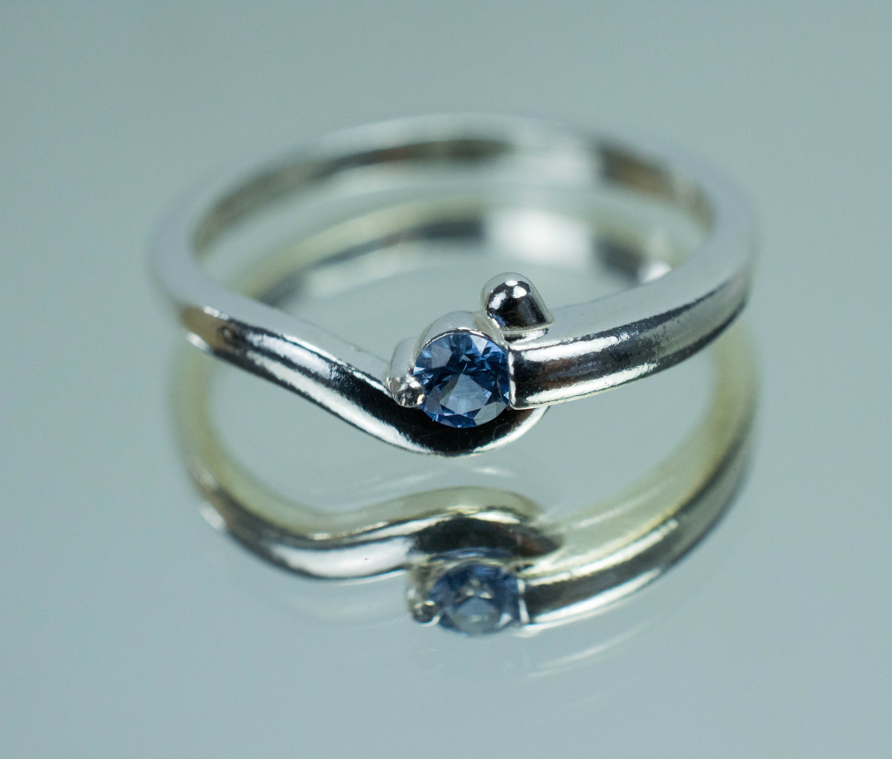 Blue Sapphire Ring, Genuine Untreated Sri Lankan Sapphire; 0.155cts - Mark Oliver Gems