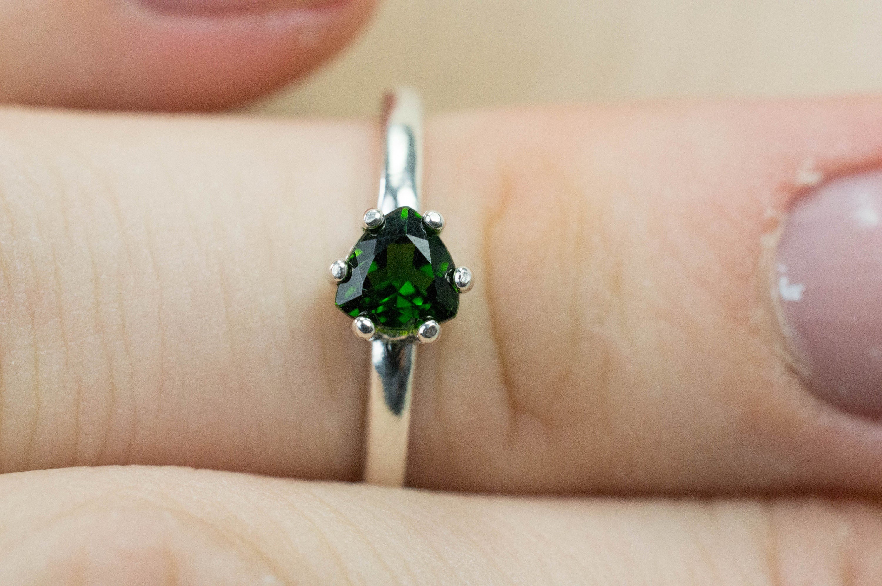 Chrome Diopside Ring; Natural Untreated Siberian Diopside - Mark Oliver Gems