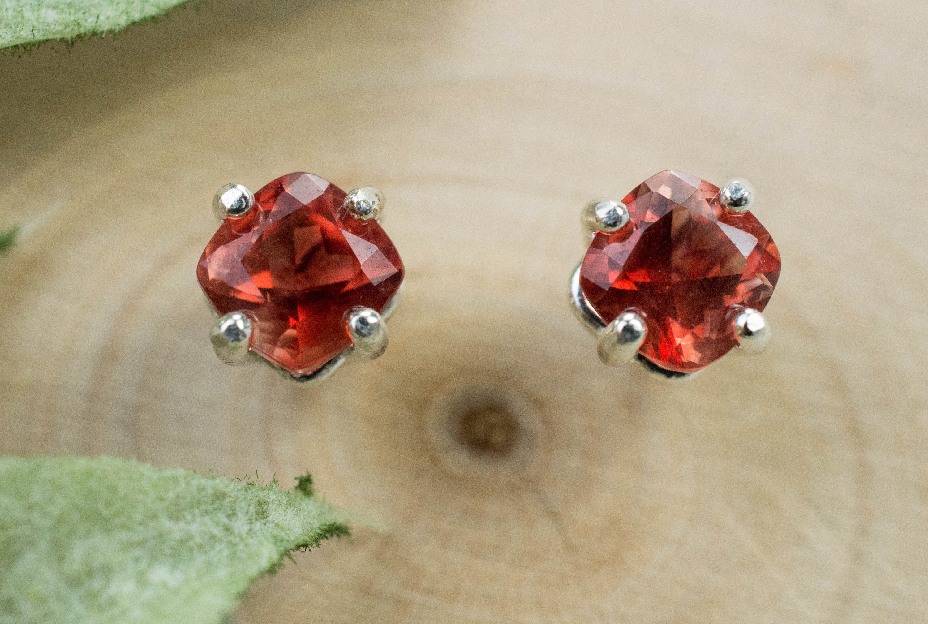 Red Oregon Sunstone Earrings; Natural Untreated USA Sunstone; 1.040cts - Mark Oliver Gems