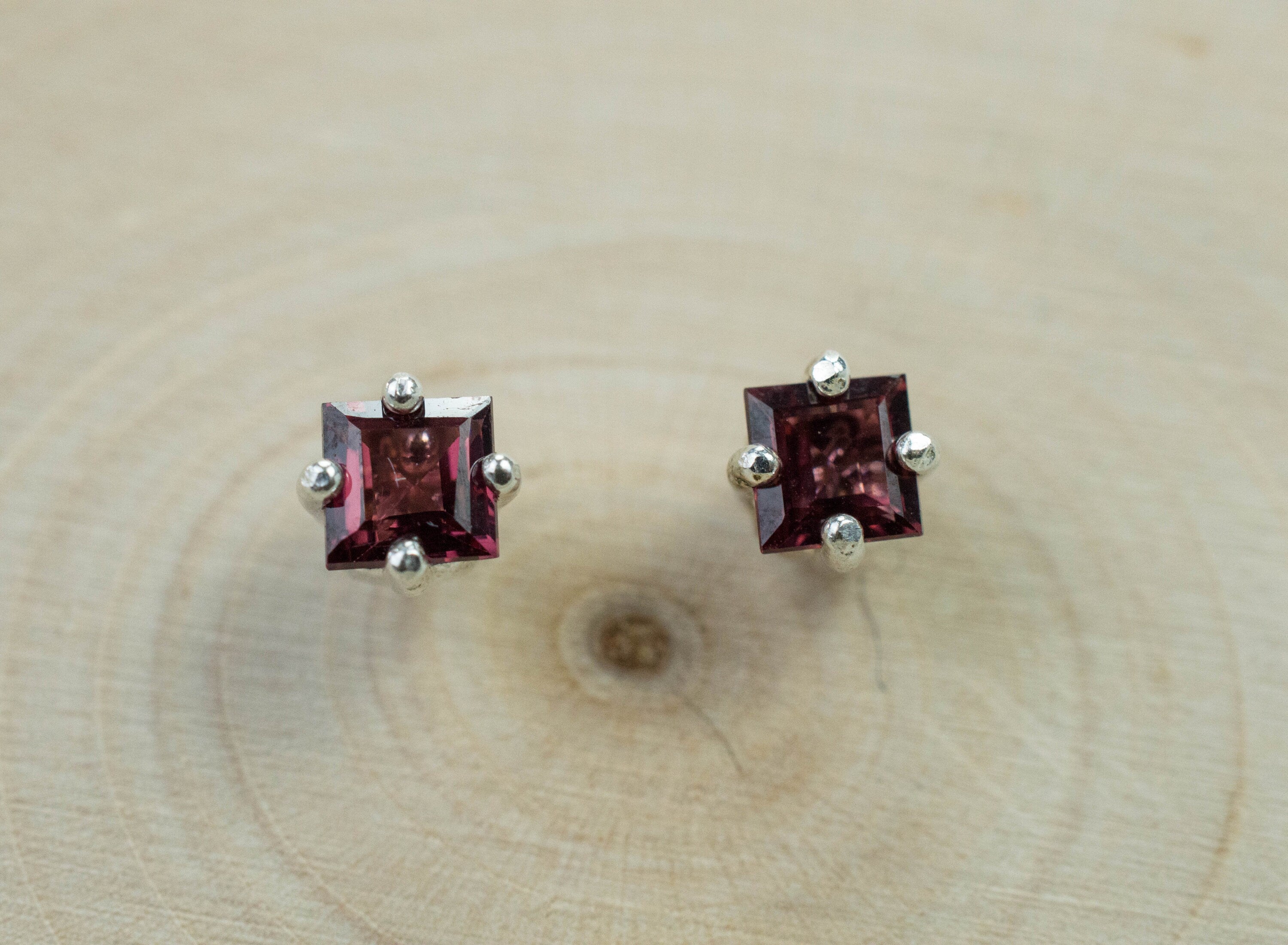 Rhodolite Garnet Earrings, Genuine Untreated Tanzanian Garnet; 0.835cts - Mark Oliver Gems