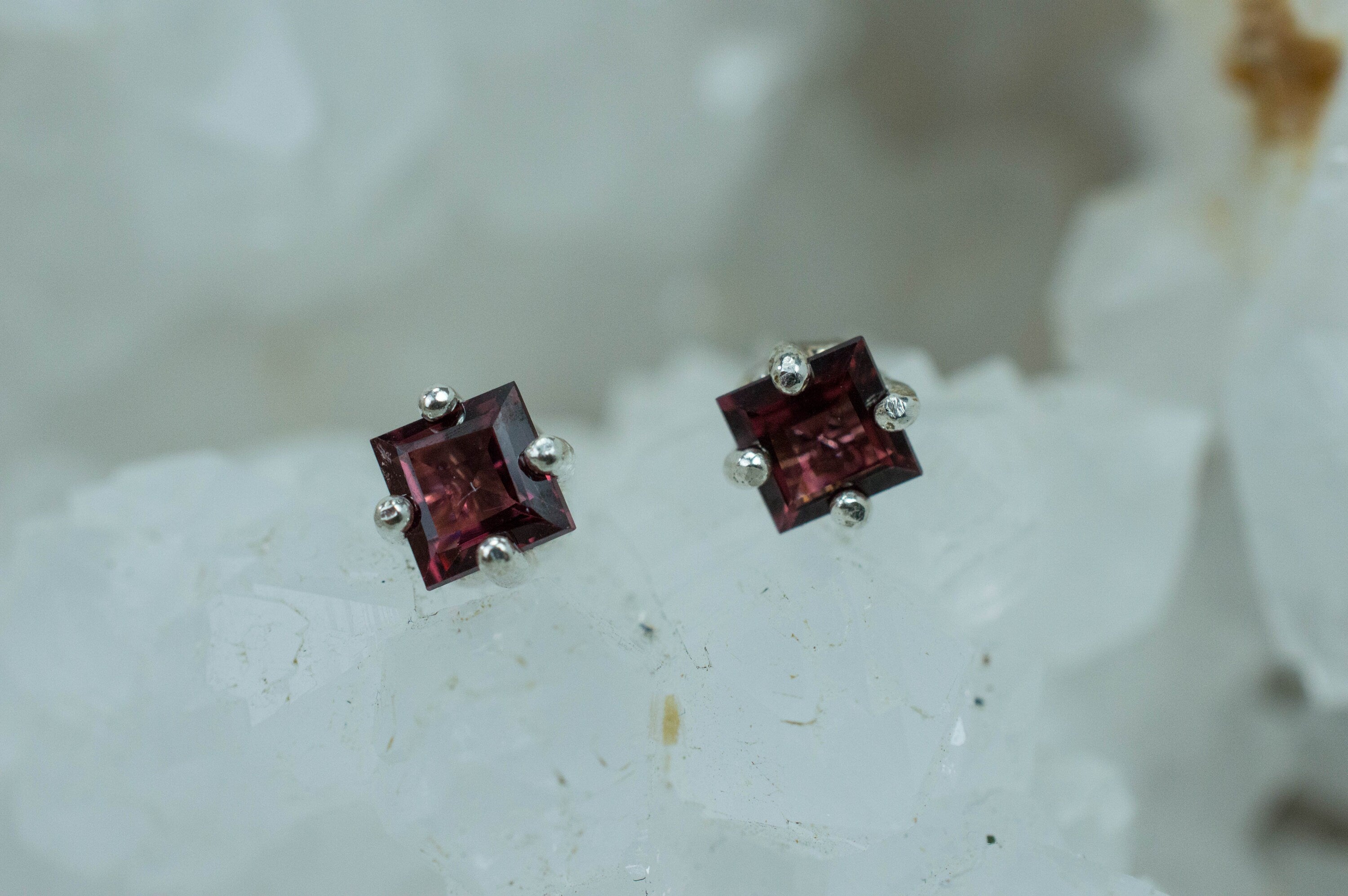 Rhodolite Garnet Earrings, Genuine Untreated Tanzanian Garnet; 0.835cts - Mark Oliver Gems