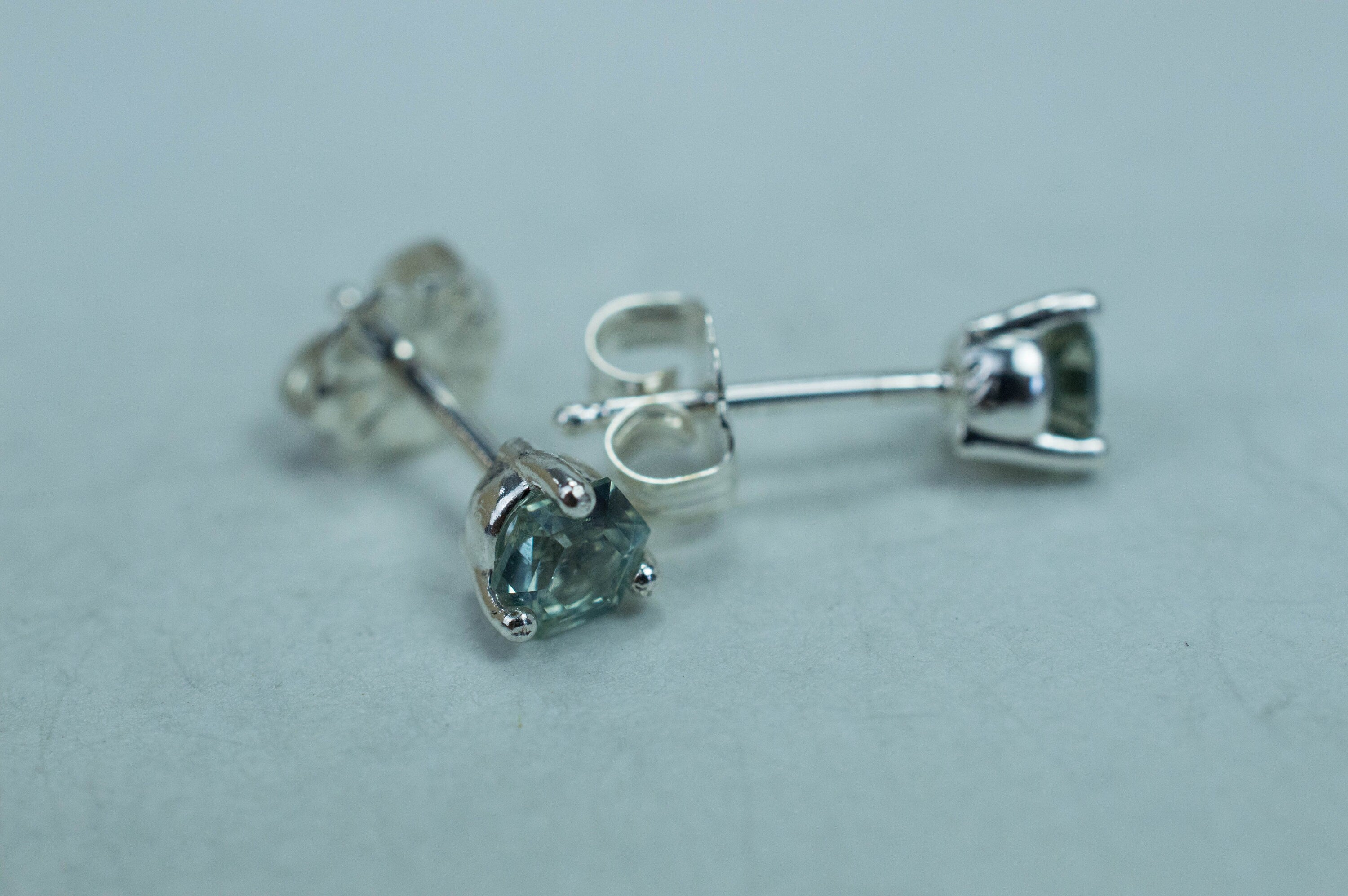 Montana Sapphire Earrings; Natural Untreated USA Blue Sapphire; 0.760cts - Mark Oliver Gems