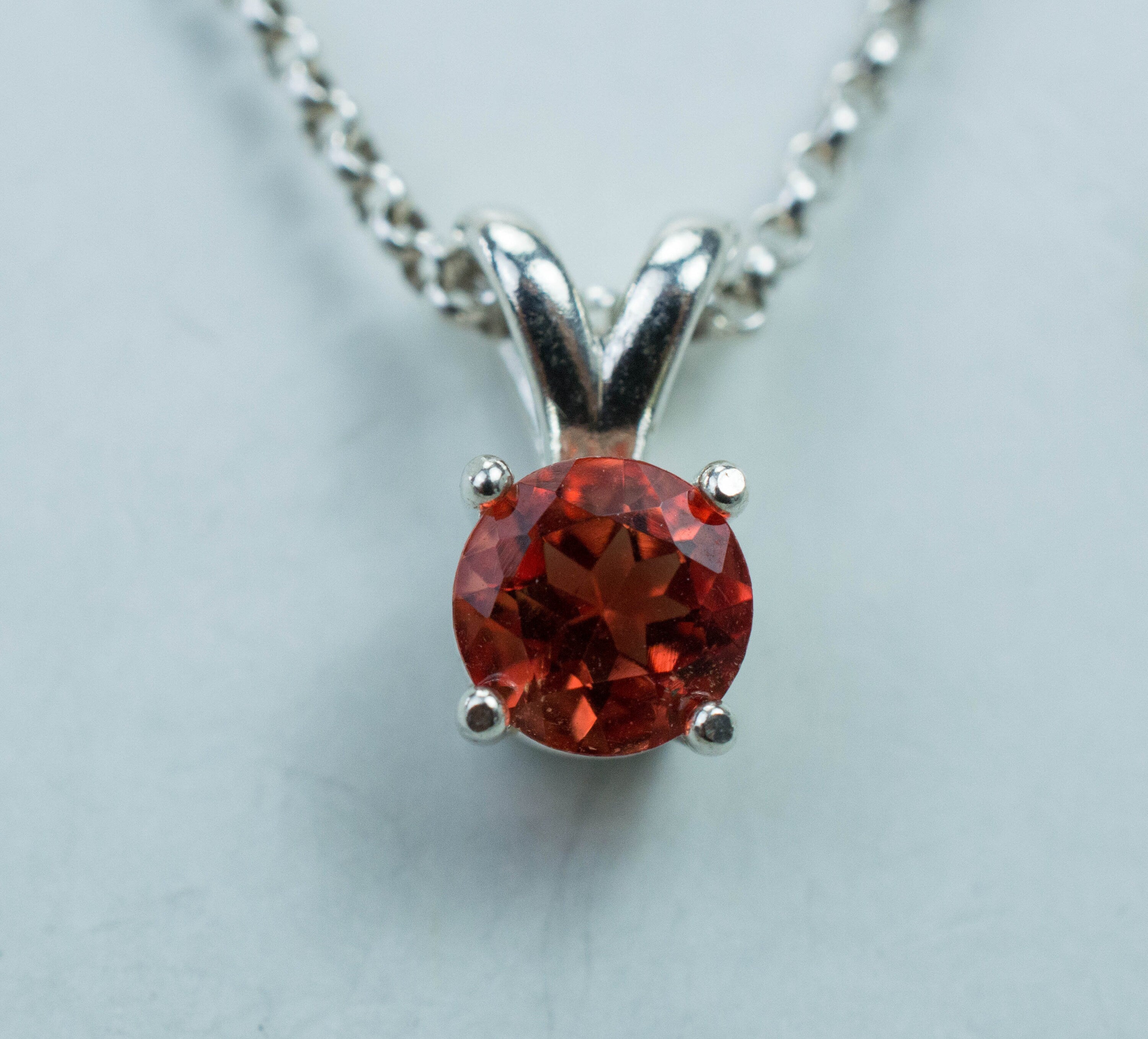 Oregon Sunstone Pendant, Genuine Untreated Red Oregon Sunstone; 0.815cts - Mark Oliver Gems