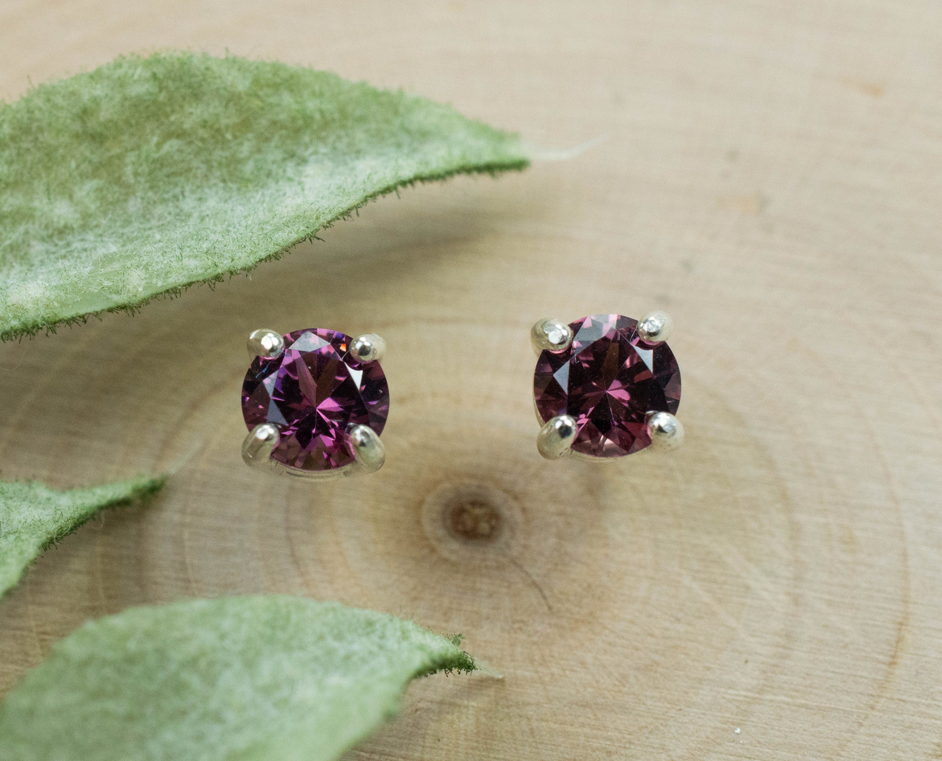 Cranberry Garnet Earrings, Natural Untreated Tanzanian Garnet; 1.050cts - Mark Oliver Gems