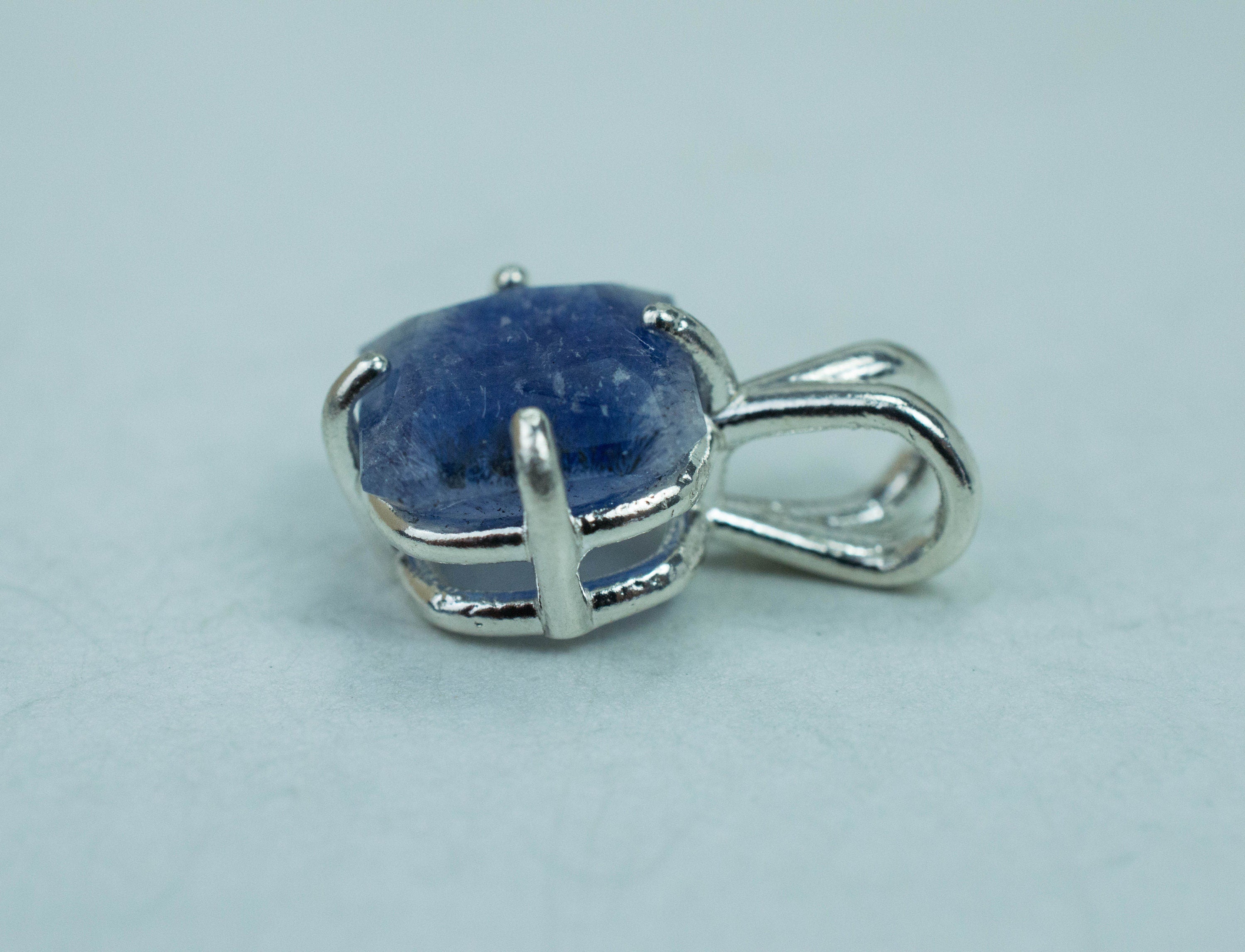 Dumortierite Quartz Pendant; Natural Untreated Brazil Dumortierite; 3.000cts - Mark Oliver Gems