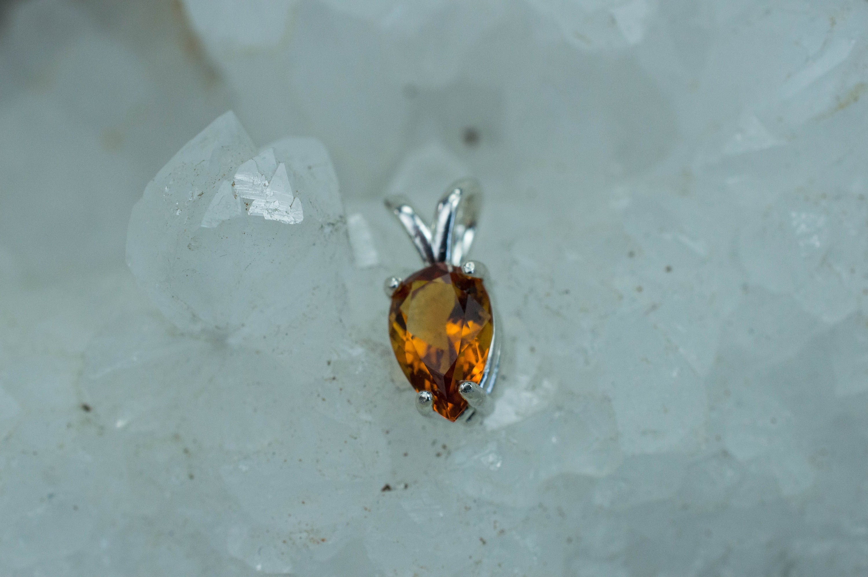 Madeira Citrine Pendant; Natural Untreated Brazil Citrine; 1.080cts - Mark Oliver Gems