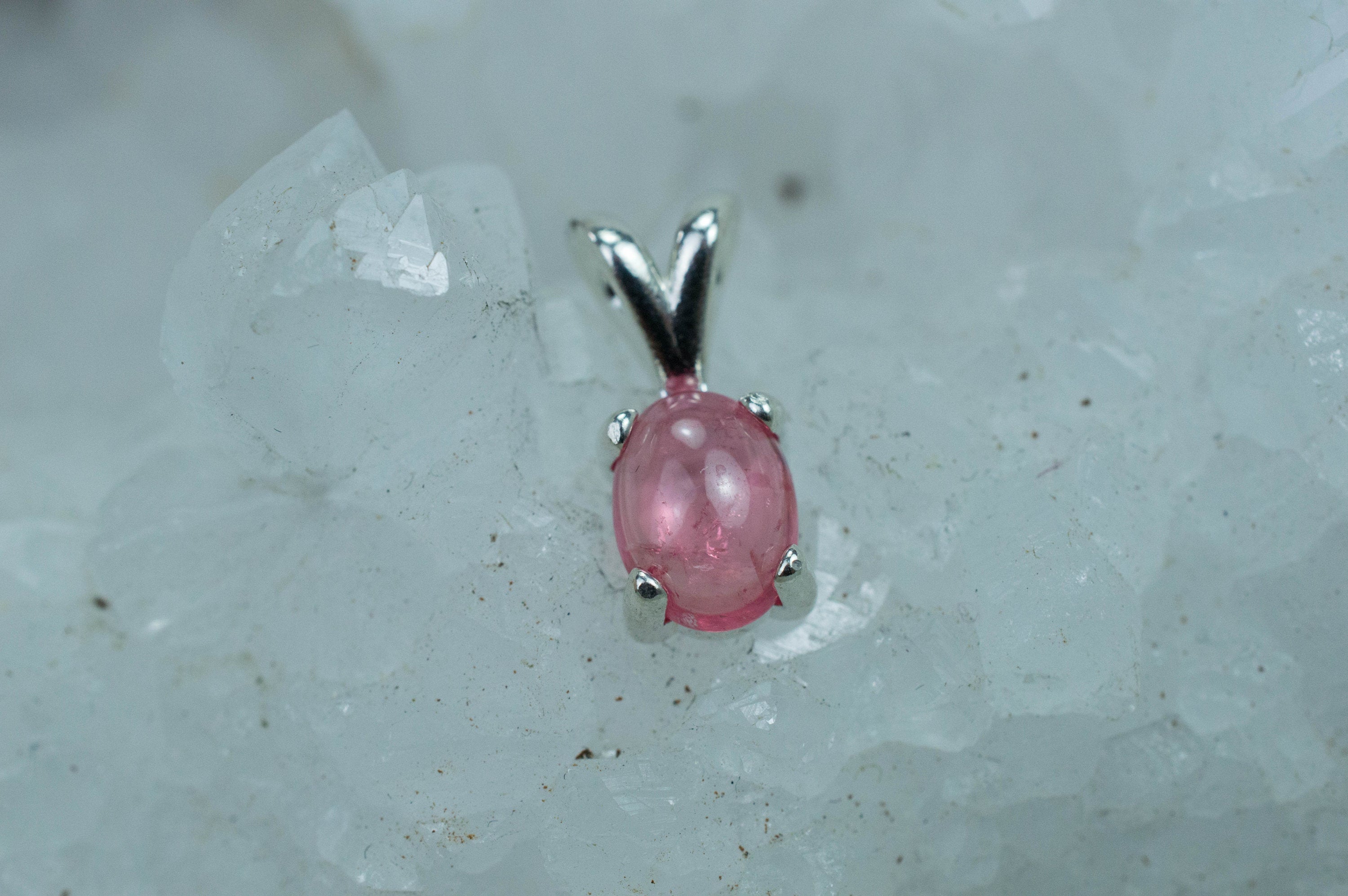 Rhodochrosite Pendant; Genuine Untreated USA Sweet Home Rhodochrosite; 1.620cts - Mark Oliver Gems