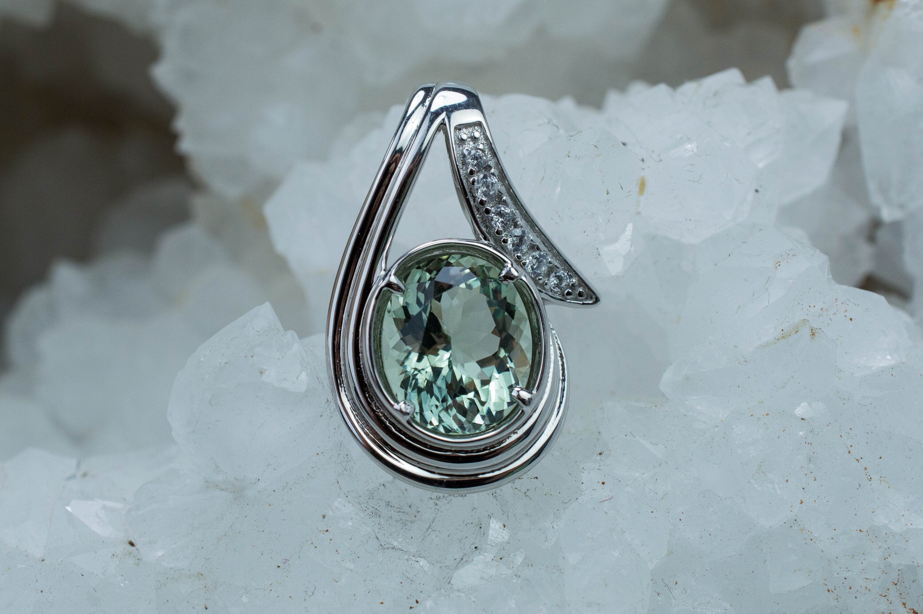 Prasiolite Pendant; Genuine Brazil Green Amethyst; 5.750cts