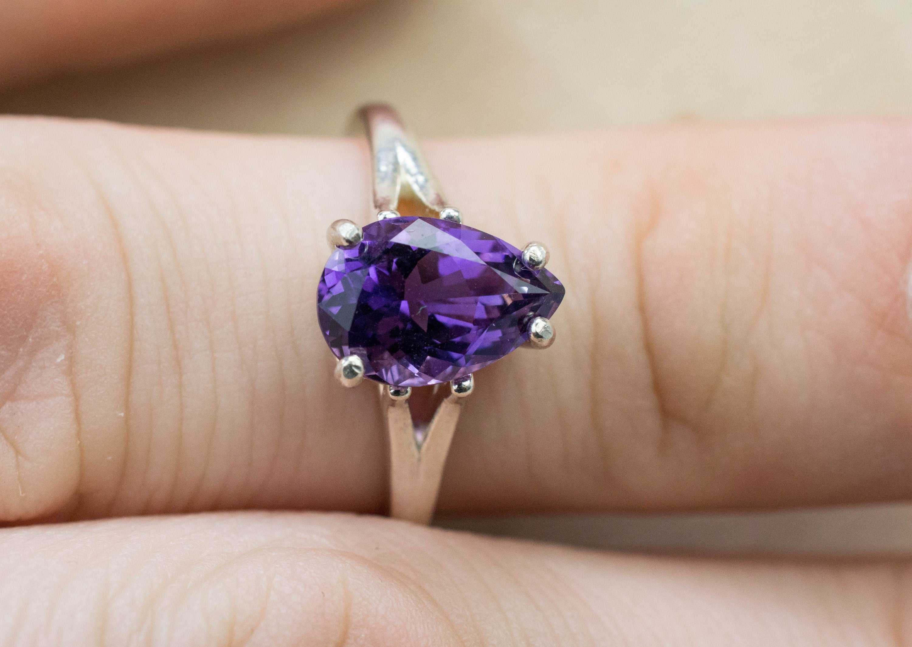 Amethyst Ring, Natural Untreated Uruguay Amethyst; 1.650cts