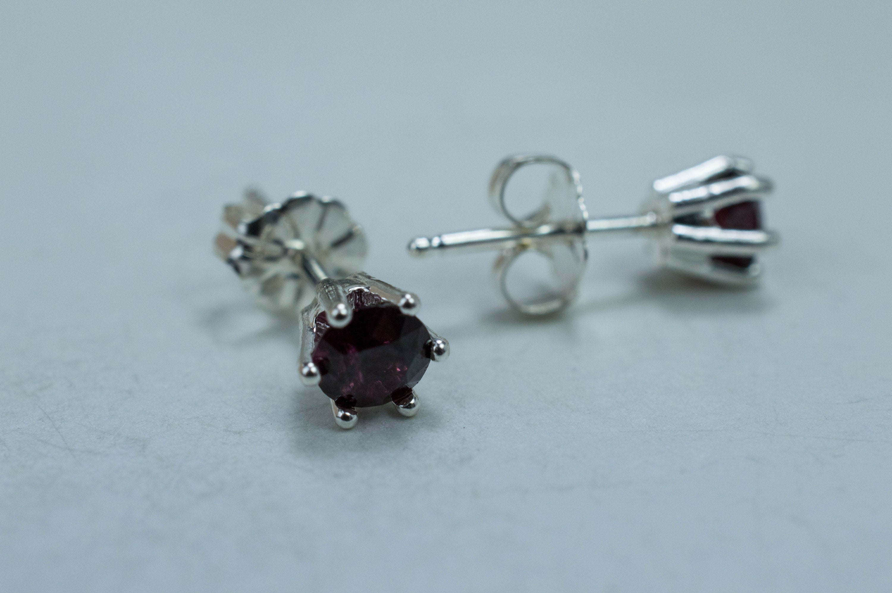 Anthill Garnet Earrings; Natural and Untreated Arizona Pyrope Garnets; 0.825cts