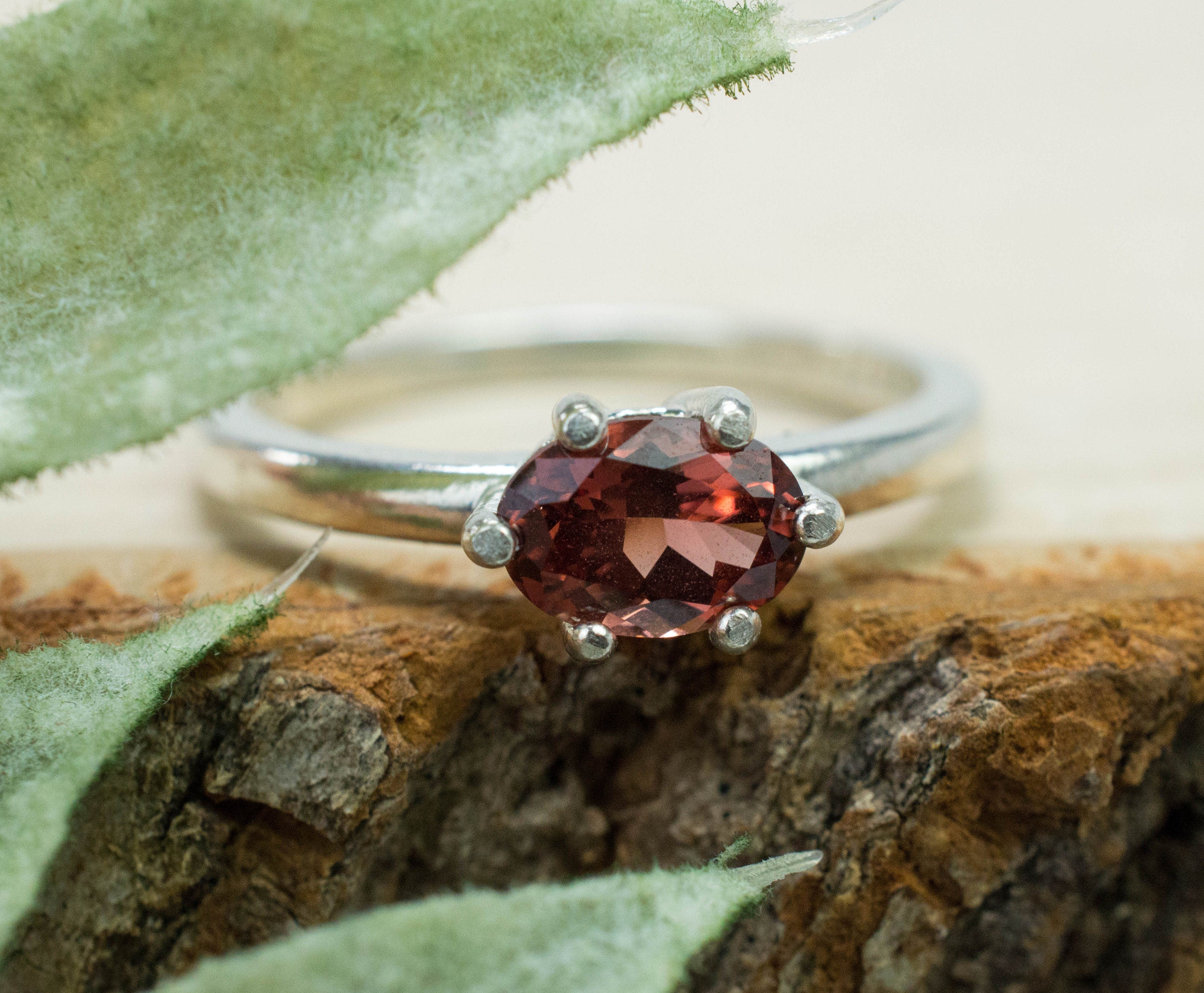 Cinnamon Garnet Ring; Genuine Untreated Tanzanian Garnet; 0.950cts