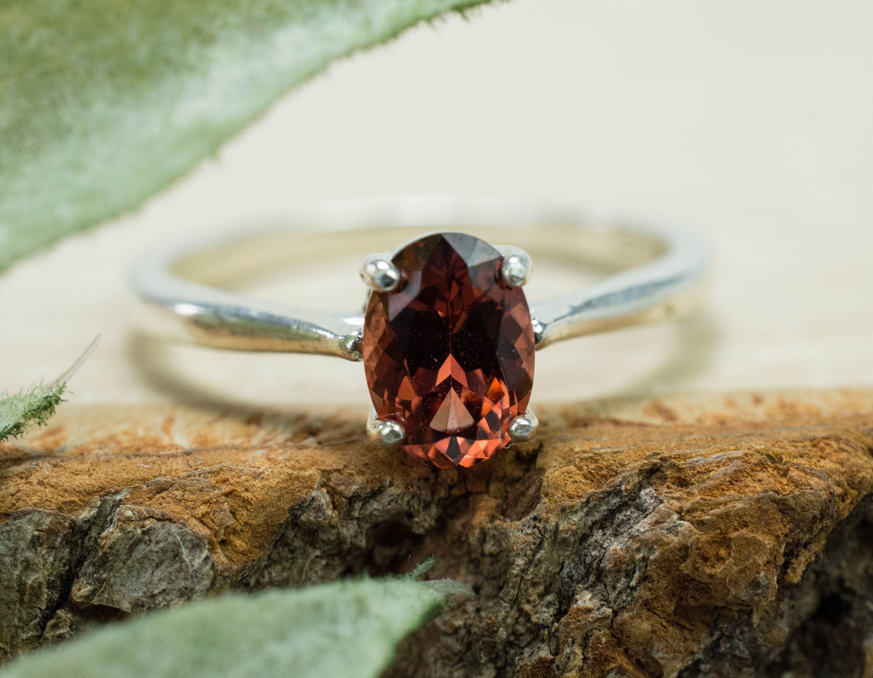 Cinnamon Garnet Ring; Genuine Untreated Tanzanian Garnet; 0.970cts