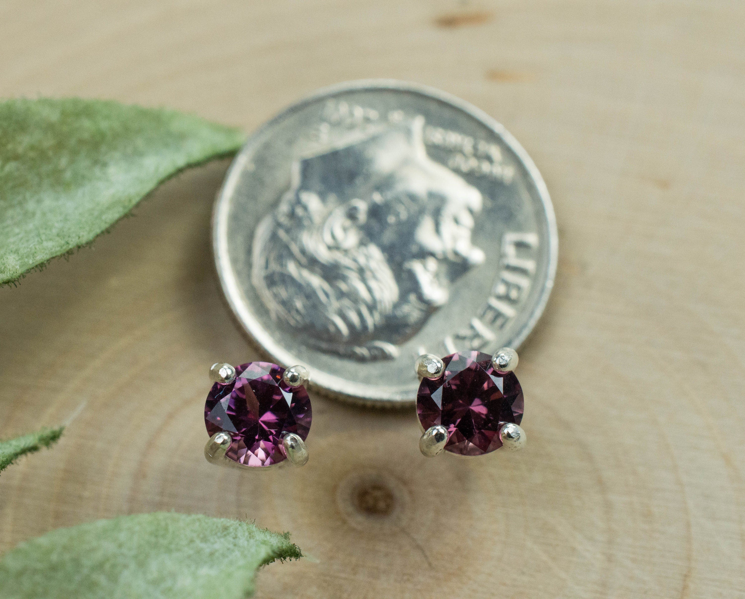 Cranberry Garnet Earrings, Natural Untreated Tanzanian Garnet; 1.050cts - Mark Oliver Gems