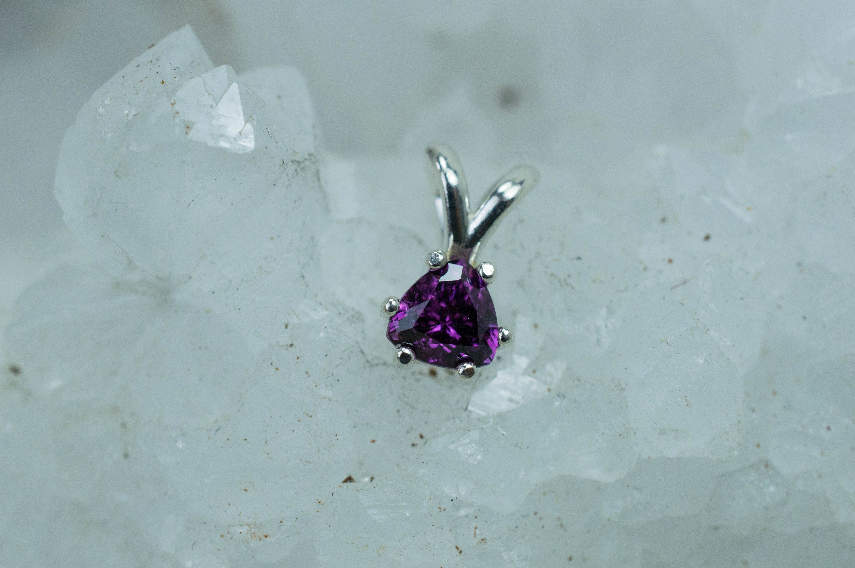 Purple Garnet Pendant; Natural Untreated Mozambique Garnet; 0.610cts