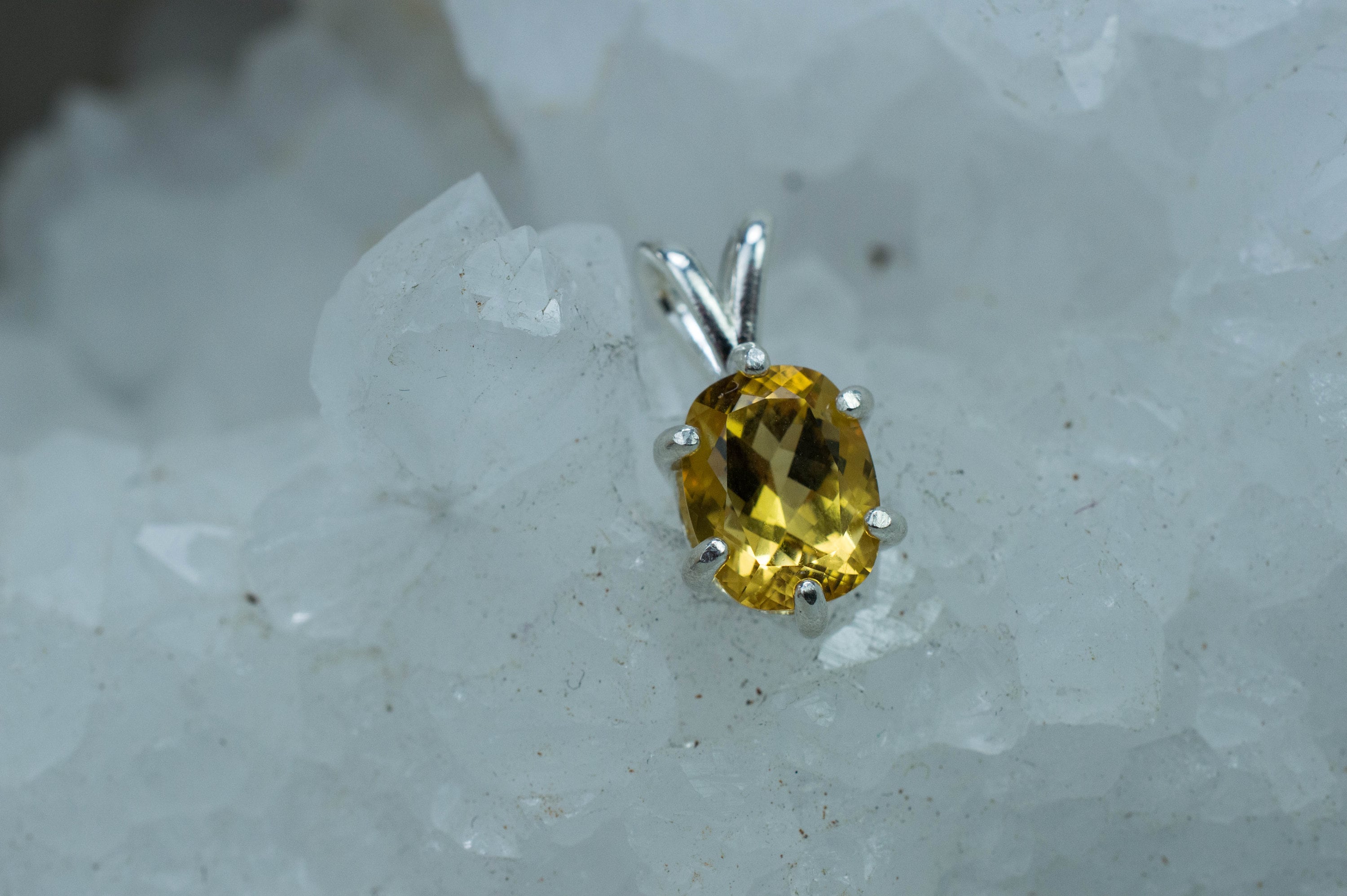 Heliodor Pendant, Natural Untreated Madagascar Golden Beryl; 1.905cts