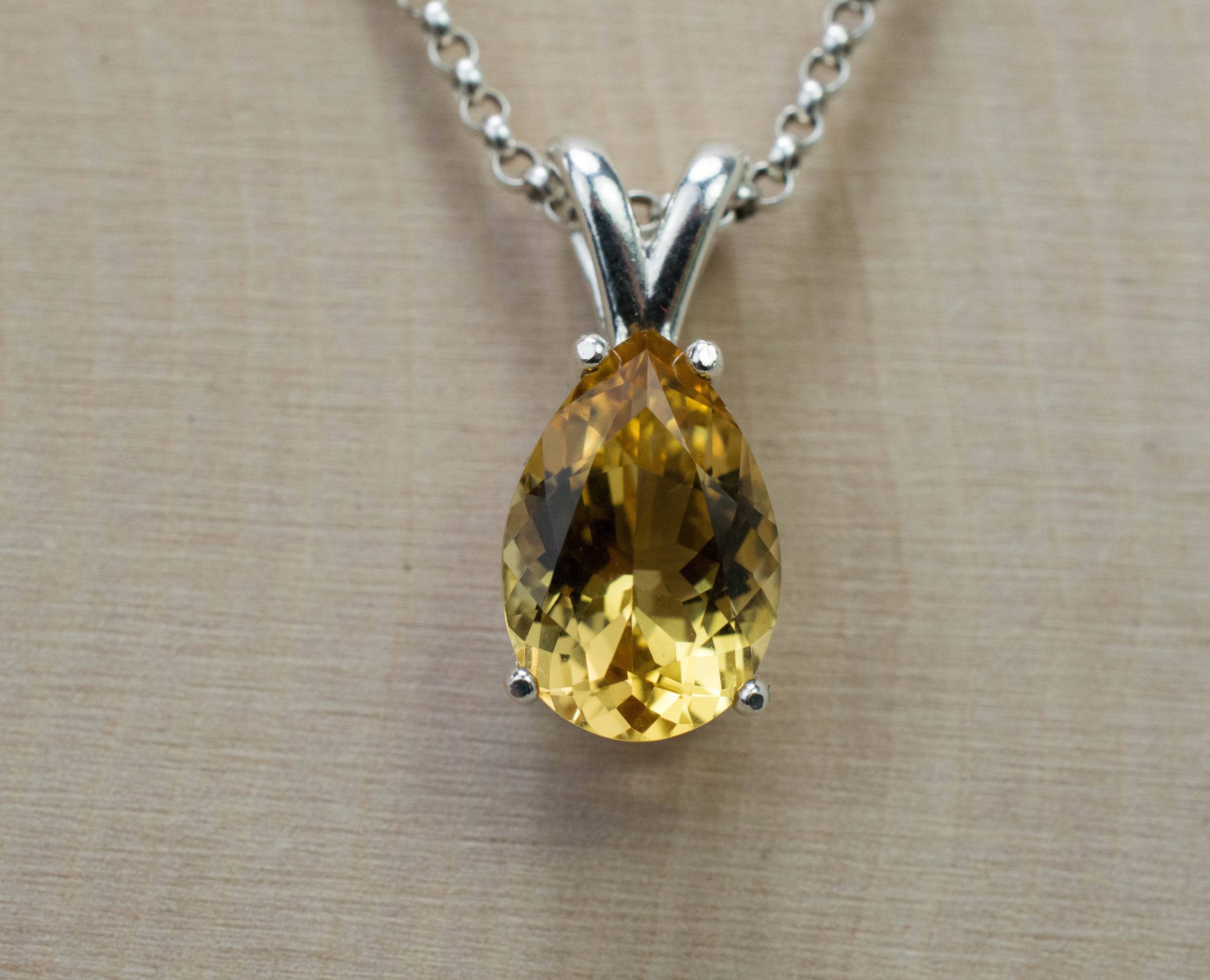 Heliodor Pendant, Natural Untreated Madagascar Golden Beryl; 2.370cts