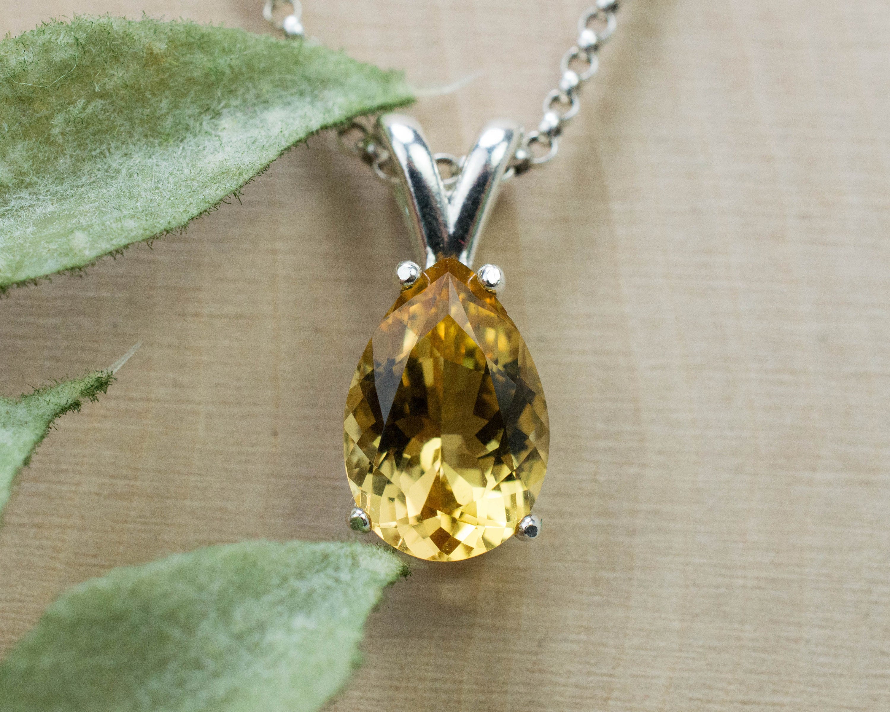 Heliodor Pendant, Natural Untreated Madagascar Golden Beryl; 2.370cts