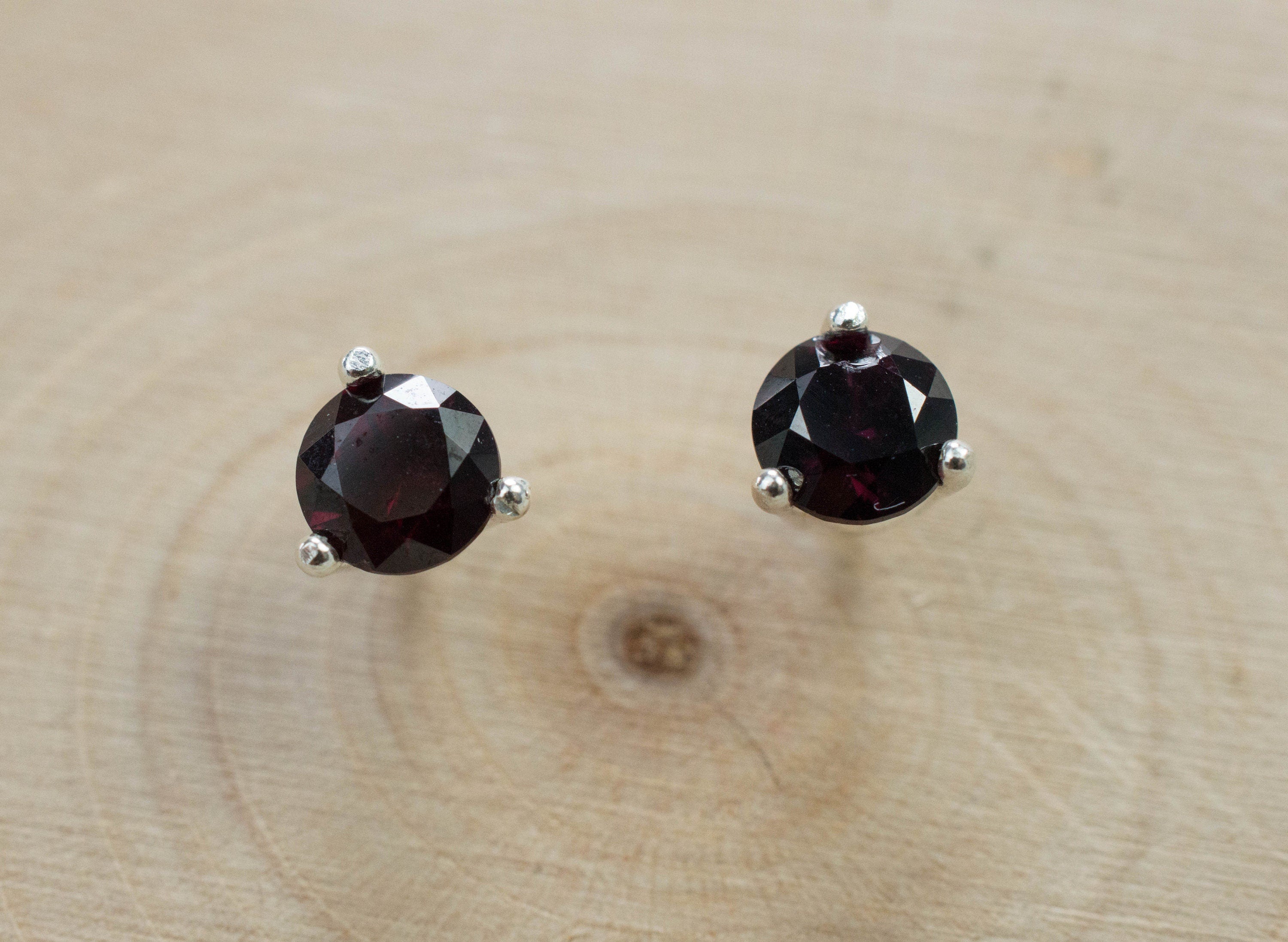 Anthill Garnet Earrings; Natural and Untreated Arizona Pyrope Garnets; 0.840cts