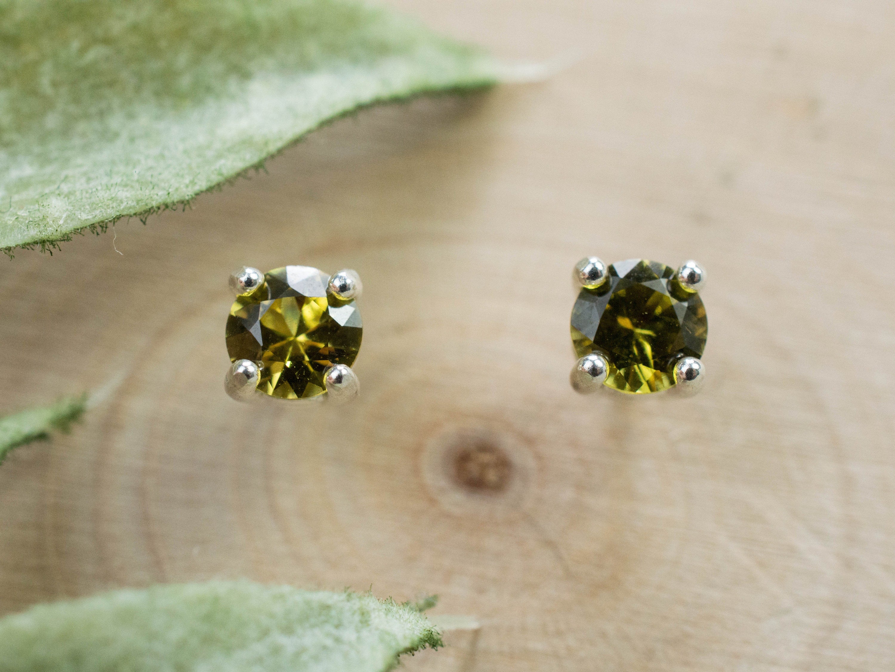 Mali Garnet Earrings; Genuine Untreated Mali Garnet; 0.525cts