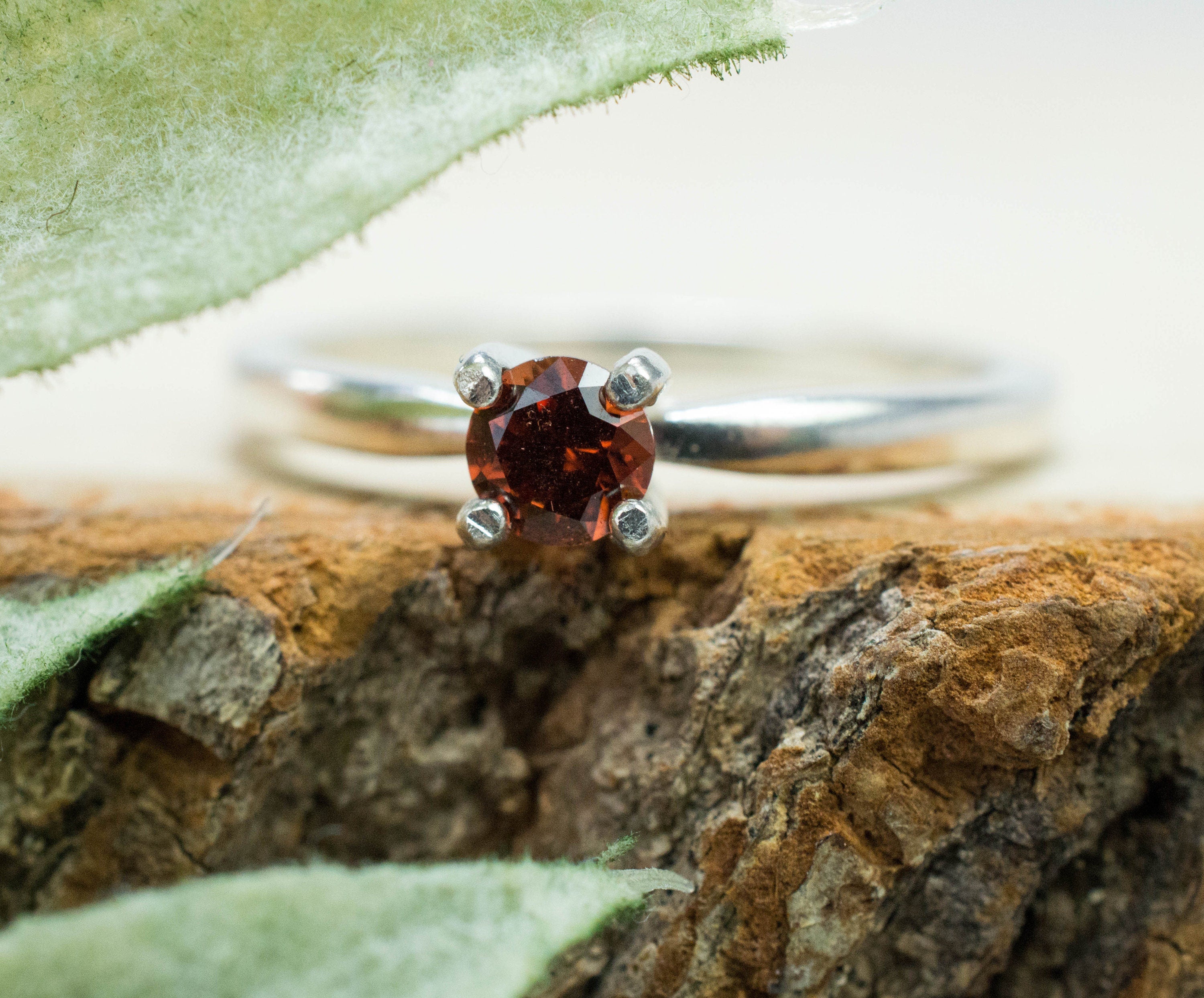 Cinnamon Garnet Ring; Genuine Untreated Tanzanian Garnet; 0.270cts