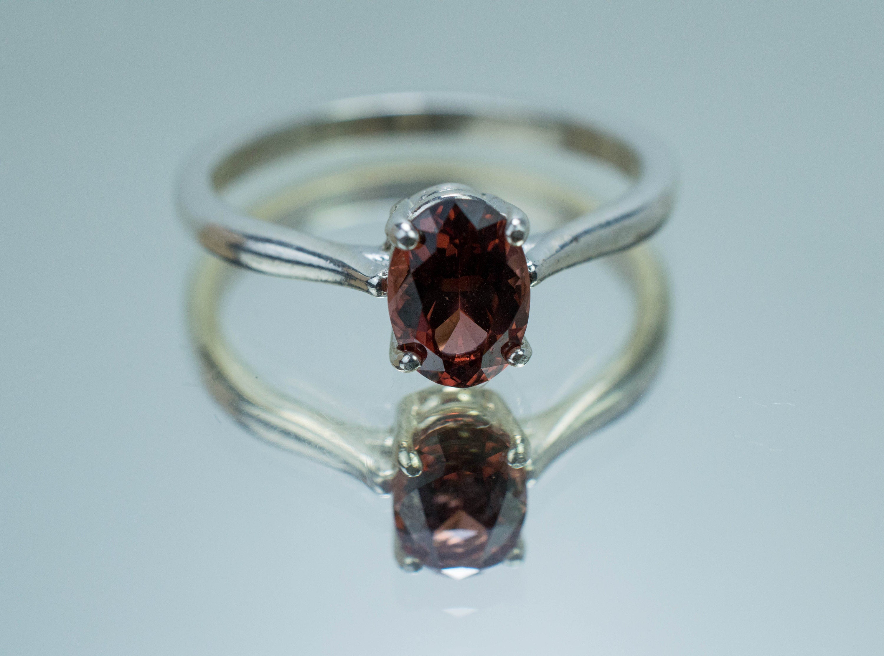 Cinnamon Garnet Ring; Genuine Untreated Tanzanian Garnet; 0.970cts