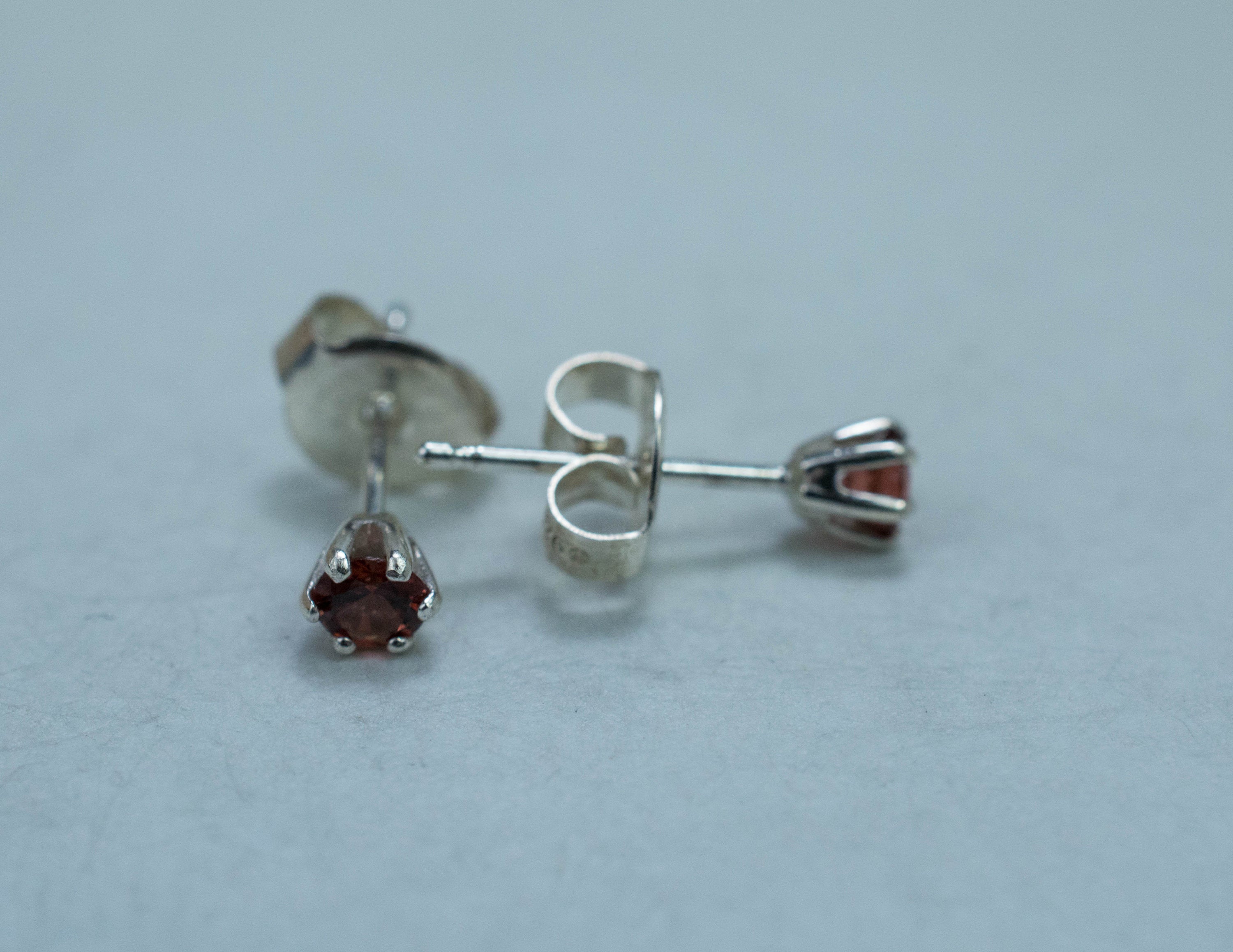 Cinnamon Garnet Earrings; Natural Untreated Tanzania Garnet; 0.250cts