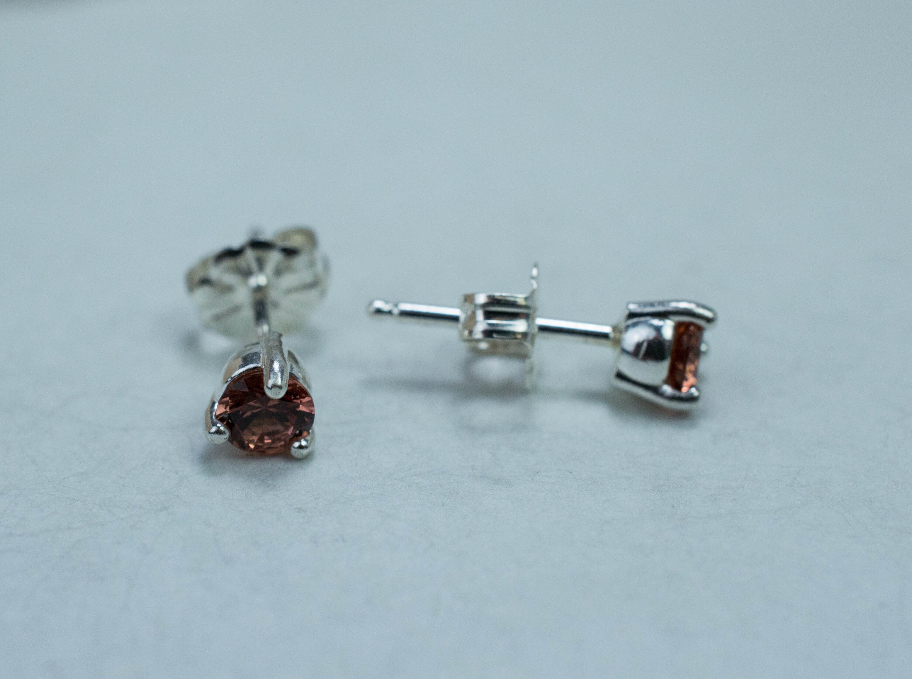 Cinnamon Garnet Earrings; Natural Untreated Tanzania Garnet; 0535cts