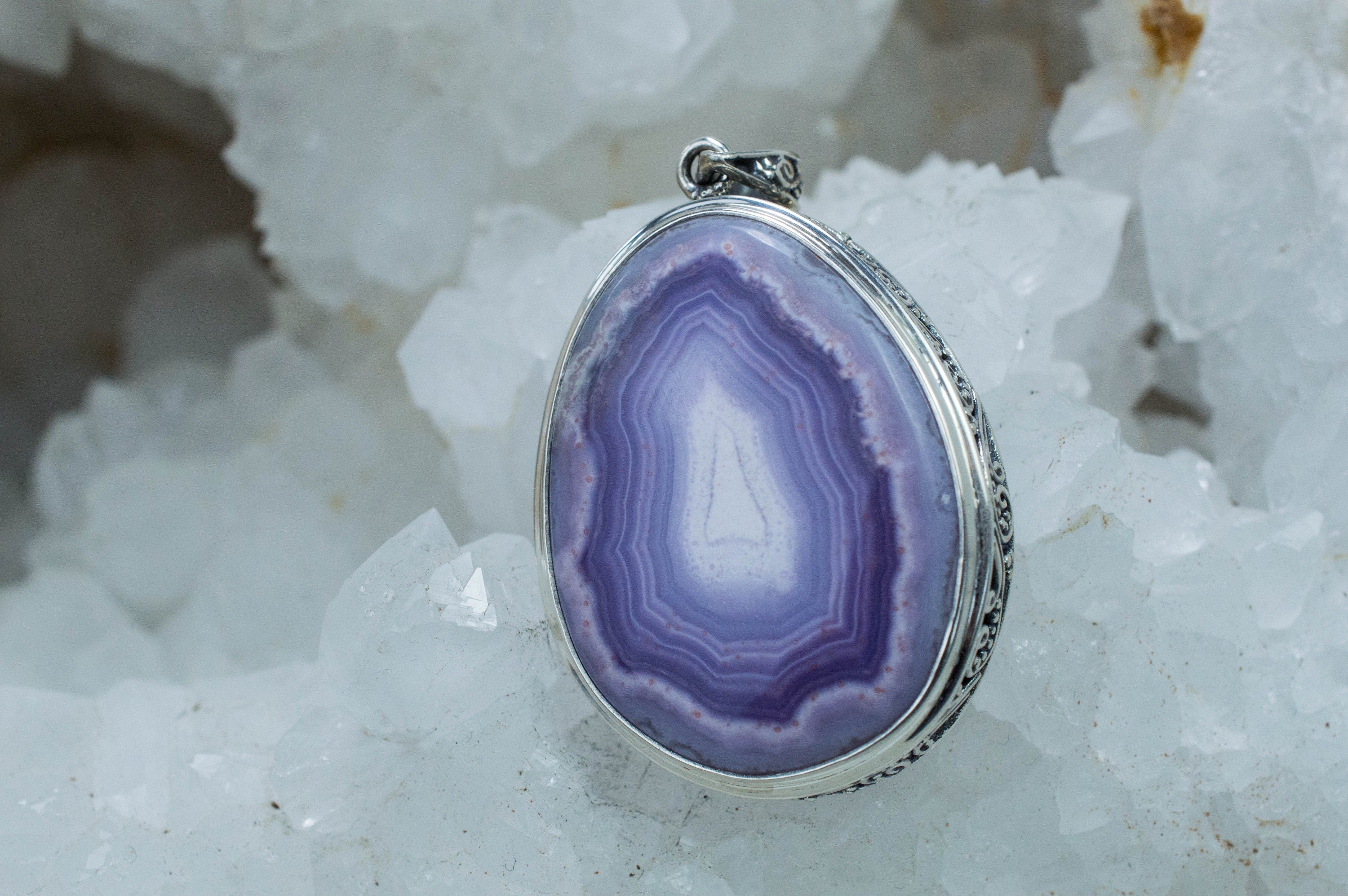 Parcelas Agate Pendant; Natural Untreated Mexican Agate