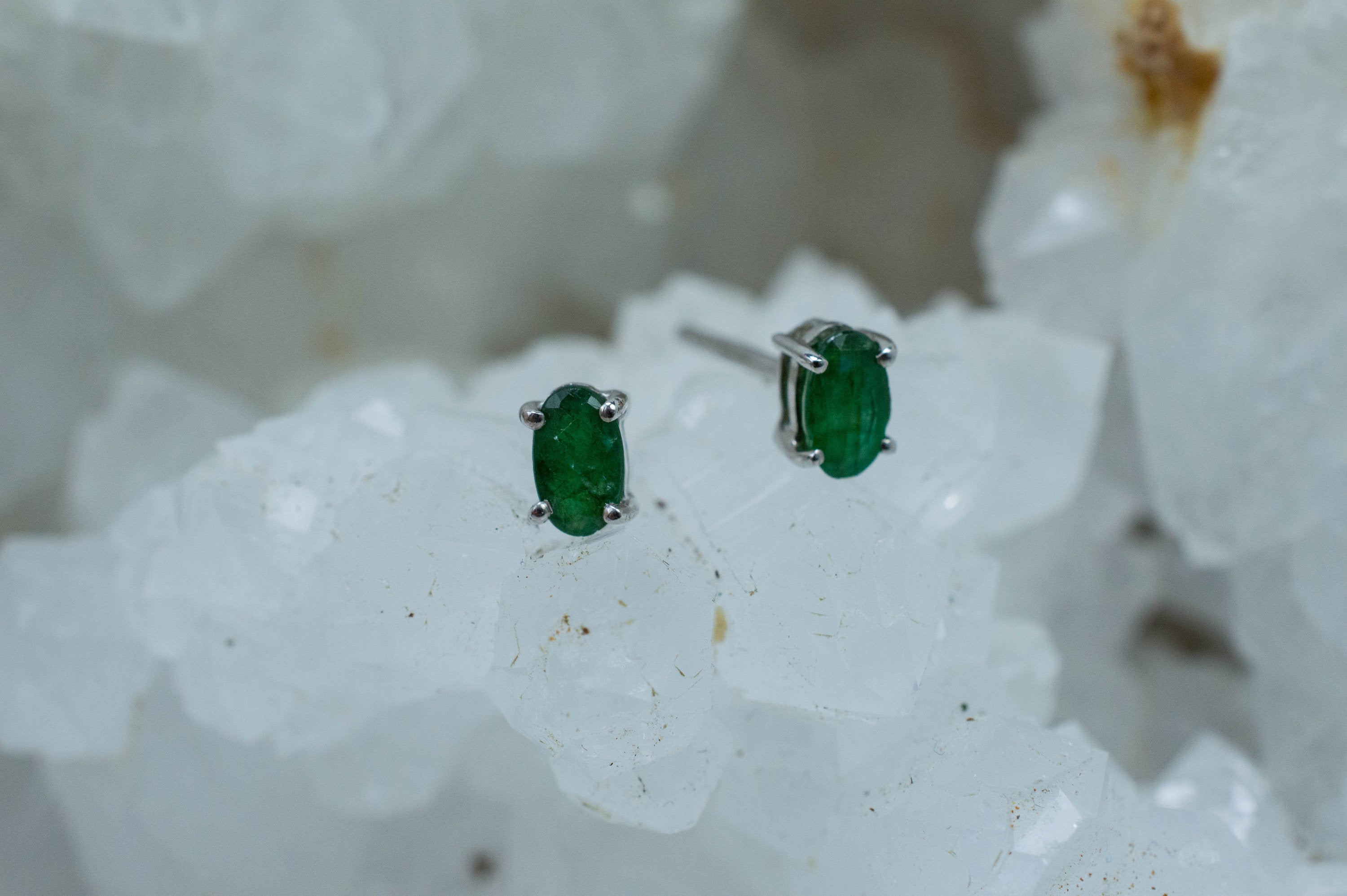 Emerald Earrings; Natural Brazil Emerald; 0.46cts