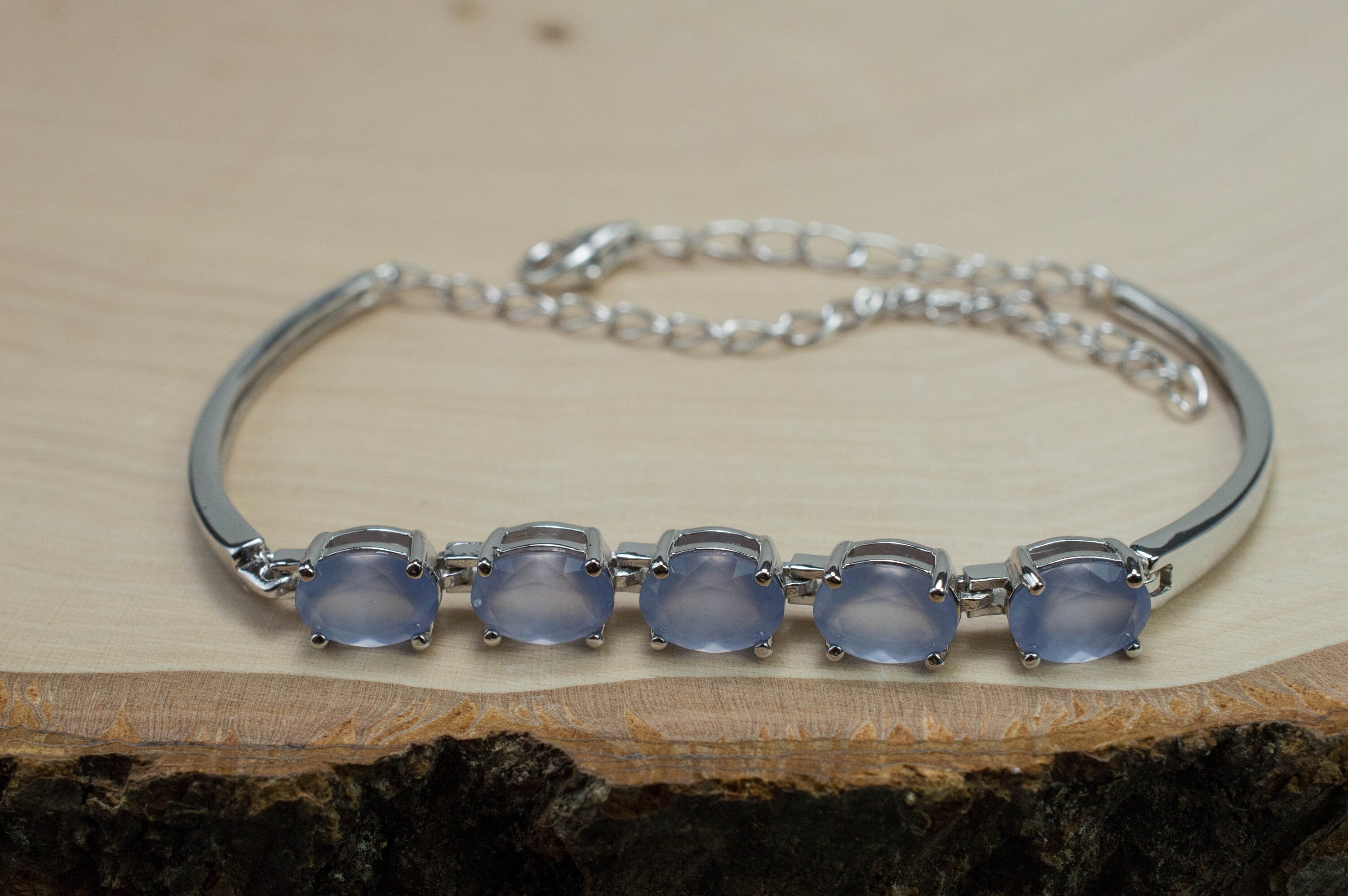 Blue Agate Bracelet; Genuine Untreated Namibia Agate; 5.020cts