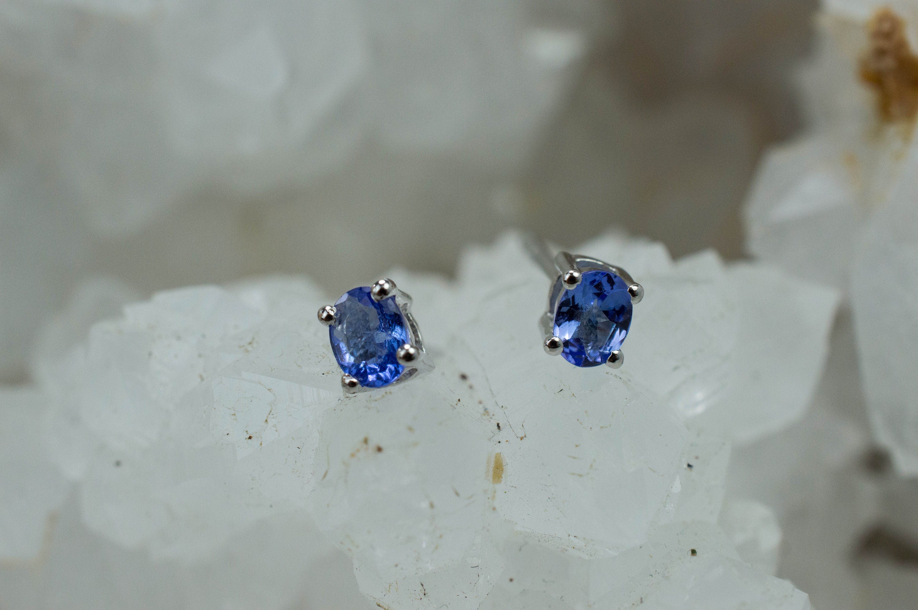 Tanzanite Earrings; Natural Tanzania Tanzanite; 0.265cts