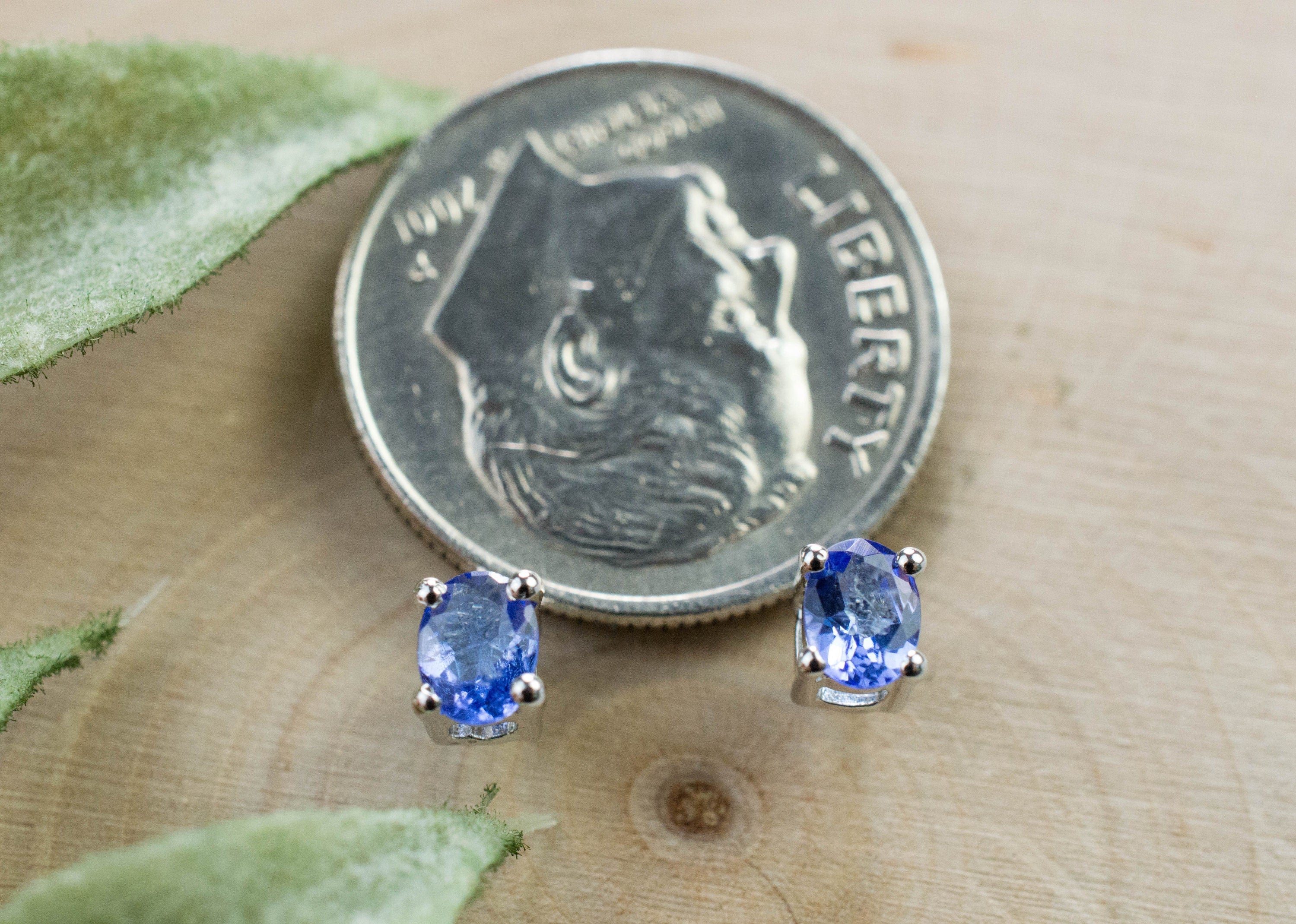 Tanzanite Earrings; Natural Tanzania Tanzanite; 0.265cts