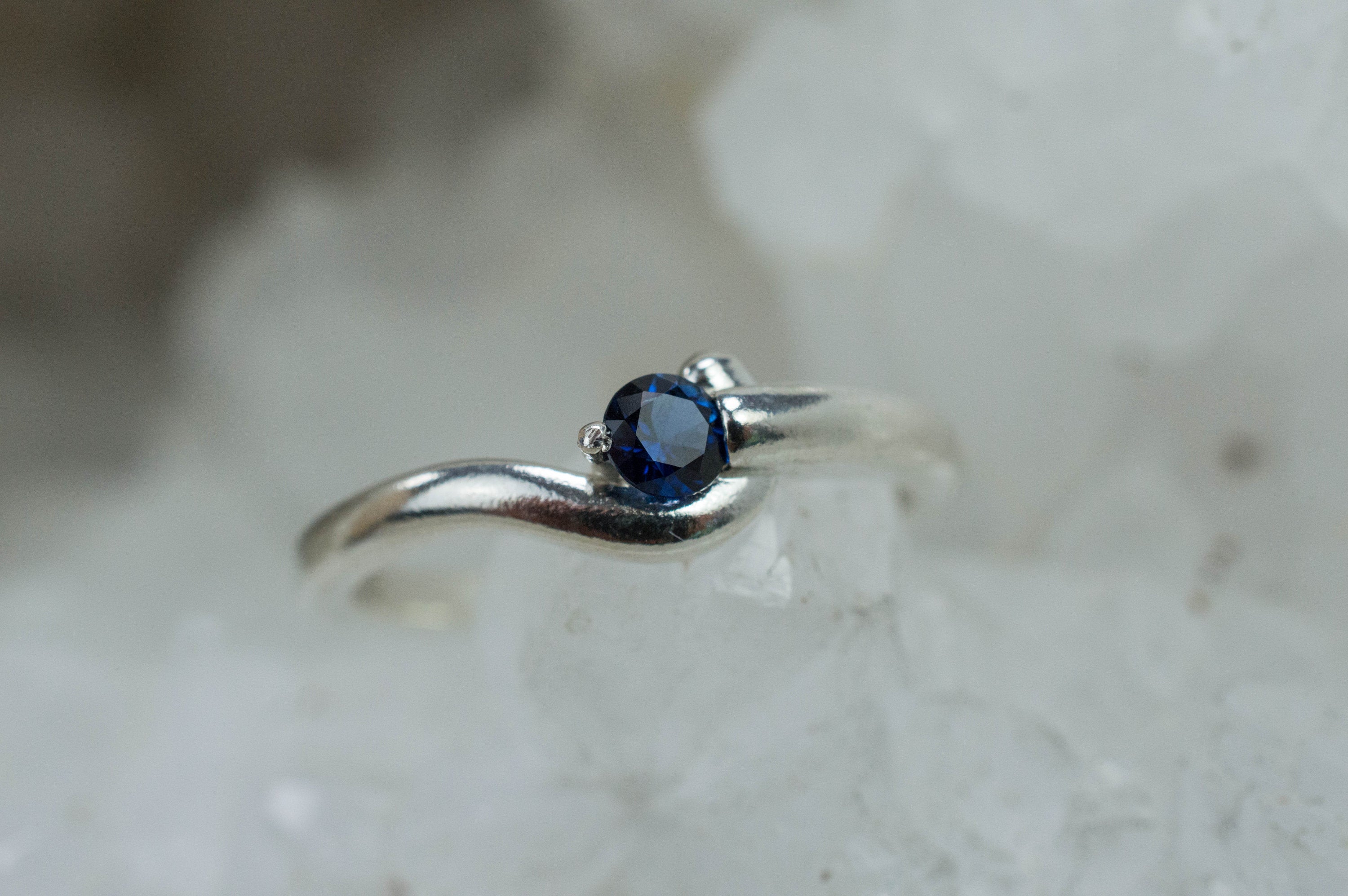 Blue Sapphire Ring, Genuine Untreated Tanzania Sapphire; 0.185cts